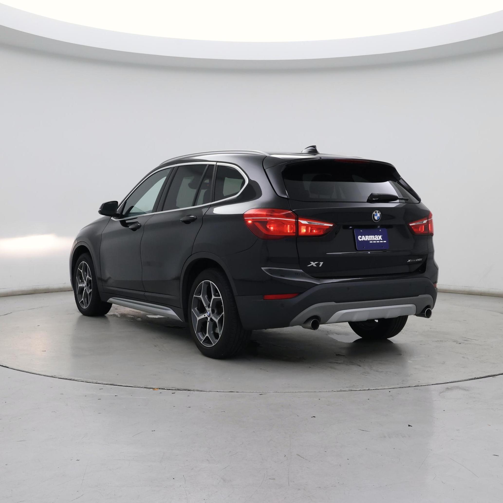 Thumbnail: 2019 BMW X1 - 2
