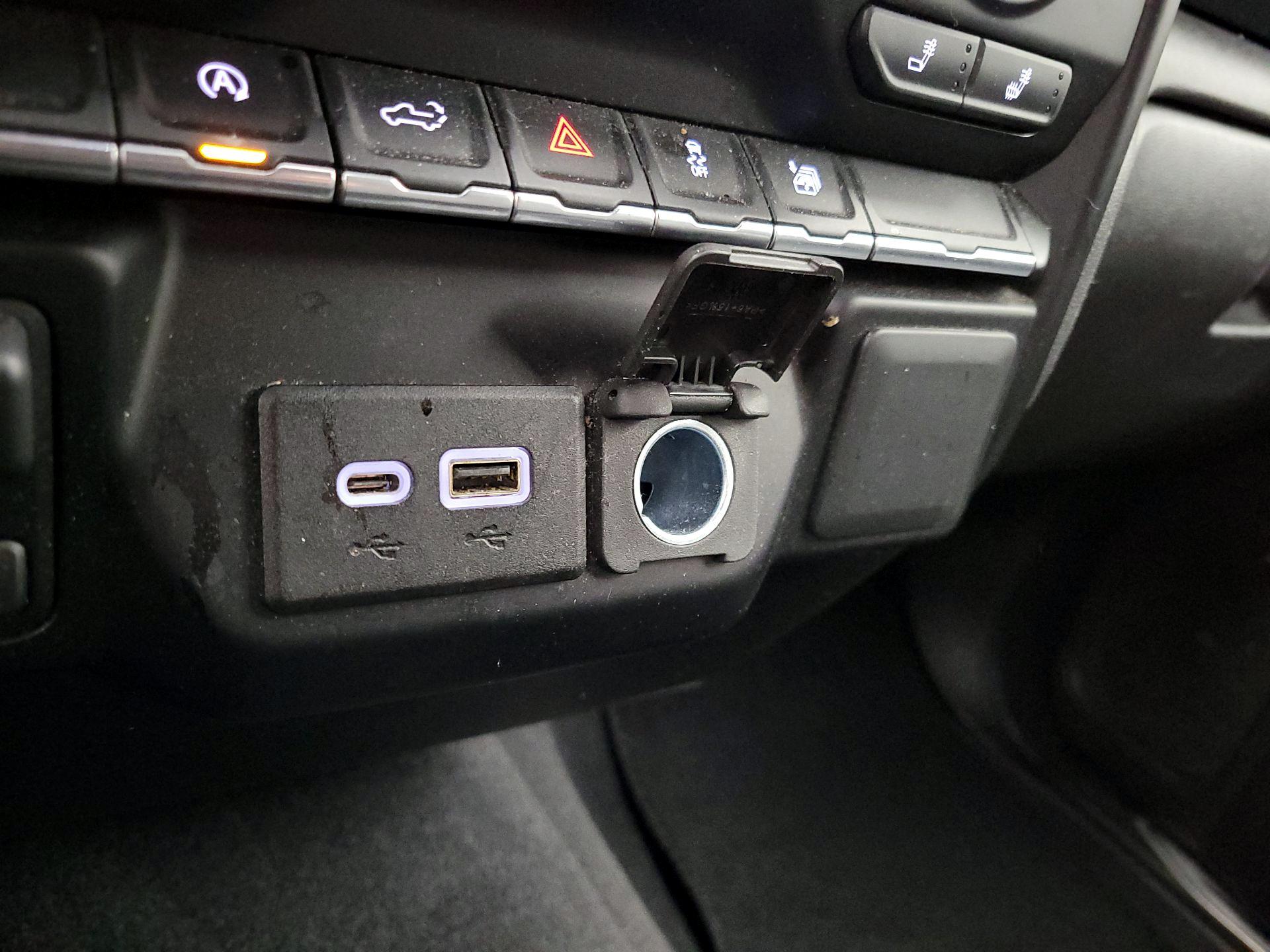 Thumbnail: 2019 Chevrolet Silverado 1500 - 18