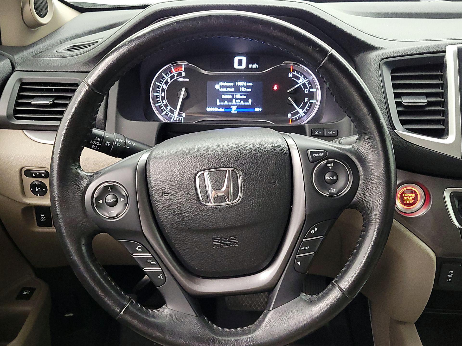 Thumbnail: 2017 Honda Ridgeline - 10