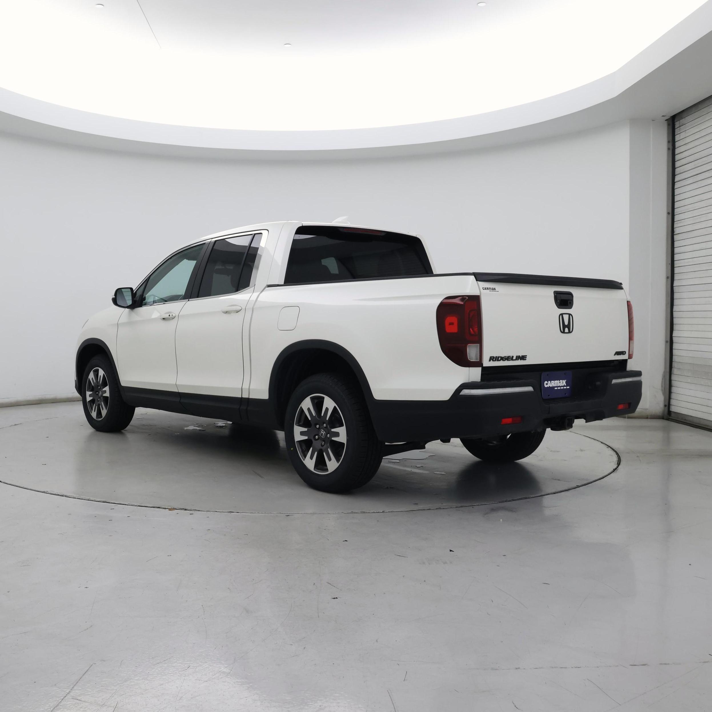 Thumbnail: 2017 Honda Ridgeline - 2