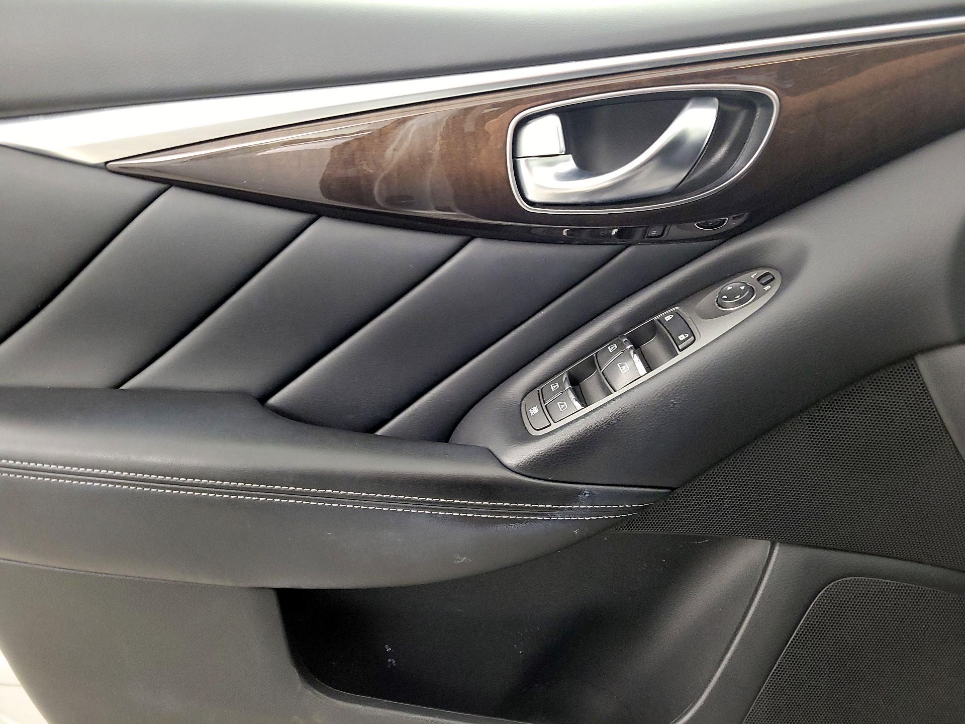 Thumbnail: 2019 INFINITI Q50 - 12