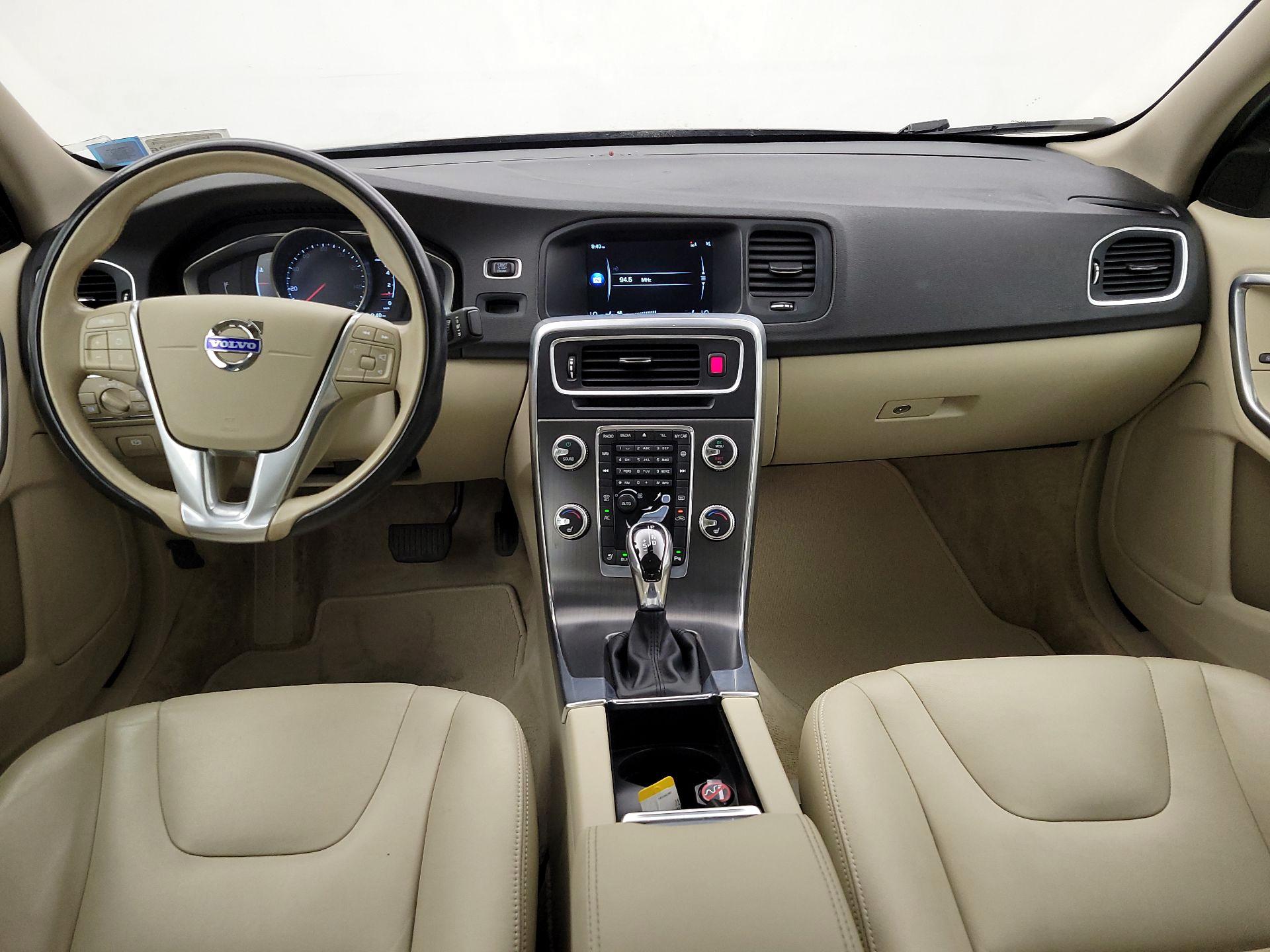 Thumbnail: 2015 Volvo S60 - 9