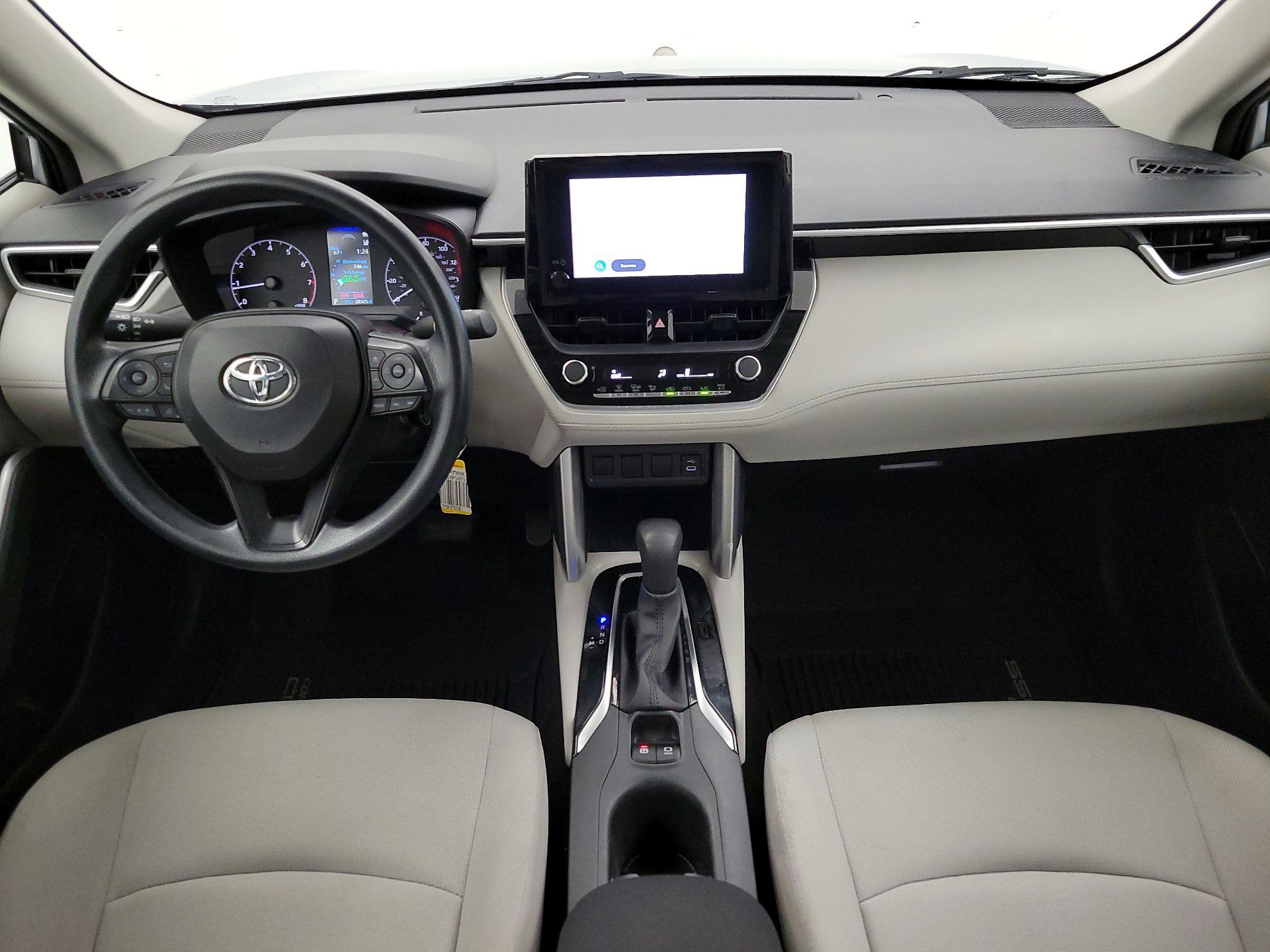 Thumbnail: 2023 Toyota Corolla Cross - 10