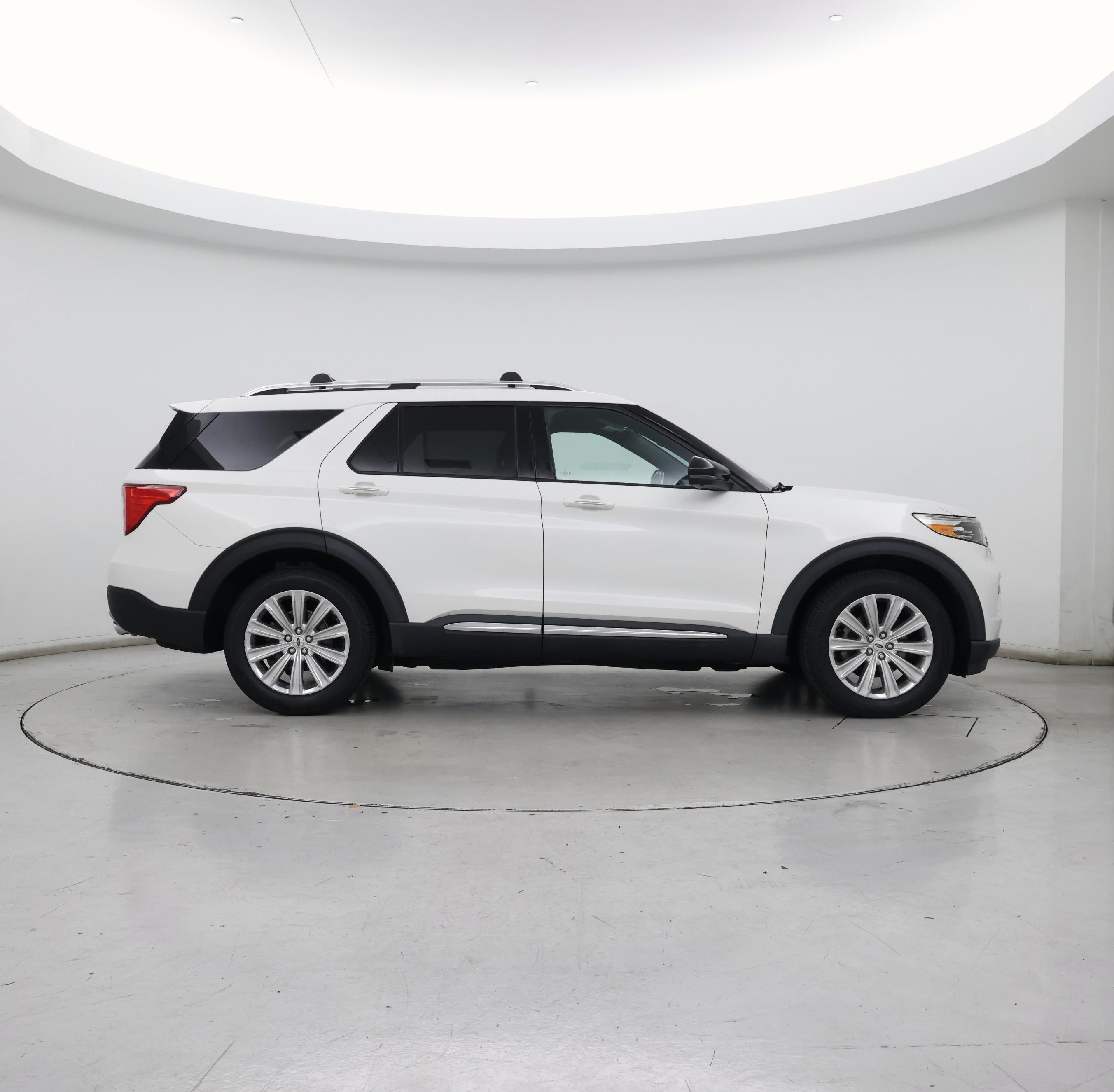 Thumbnail: 2020 Ford Explorer - 7