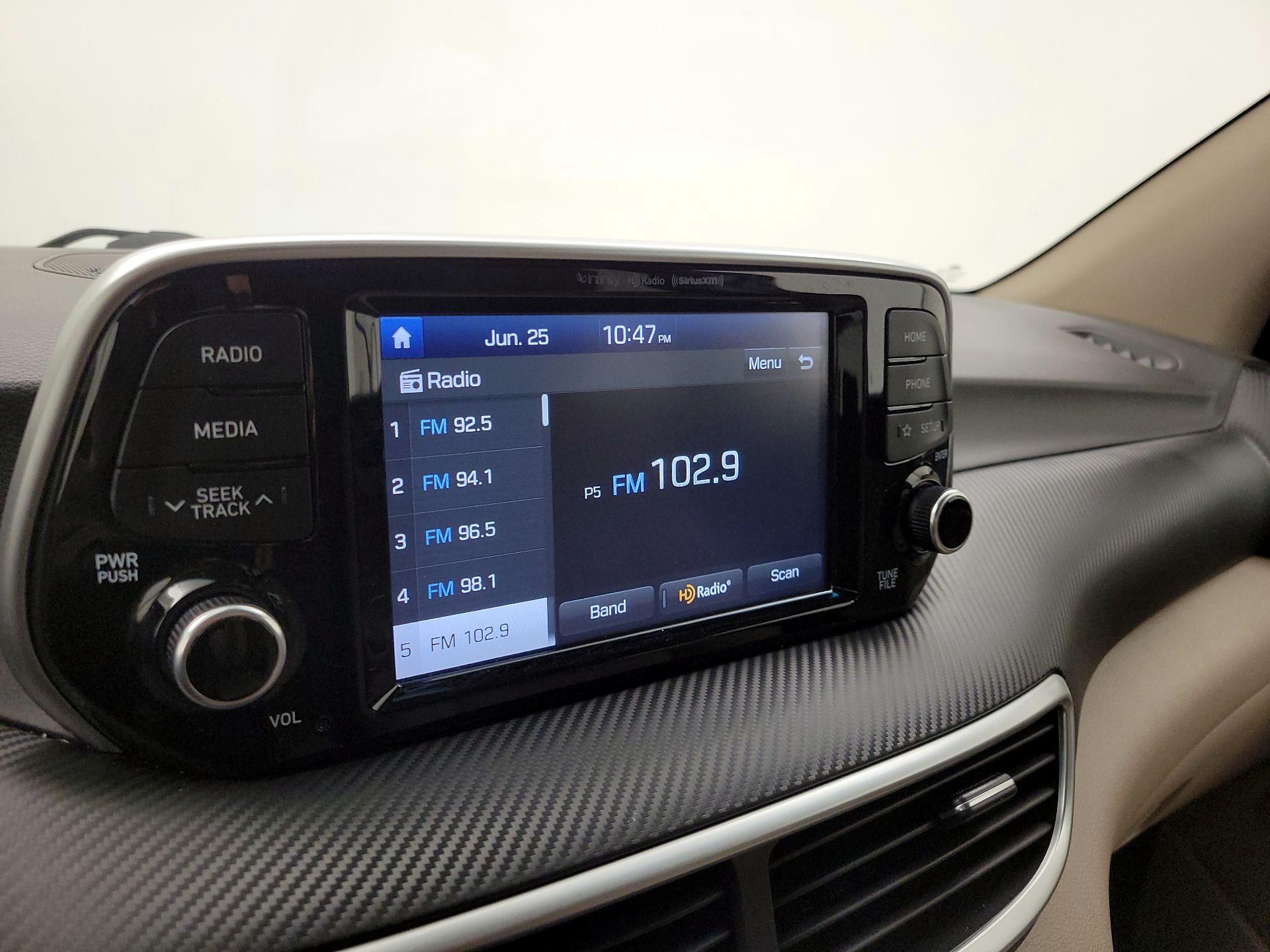 Thumbnail: 2019 Hyundai Tucson - 15