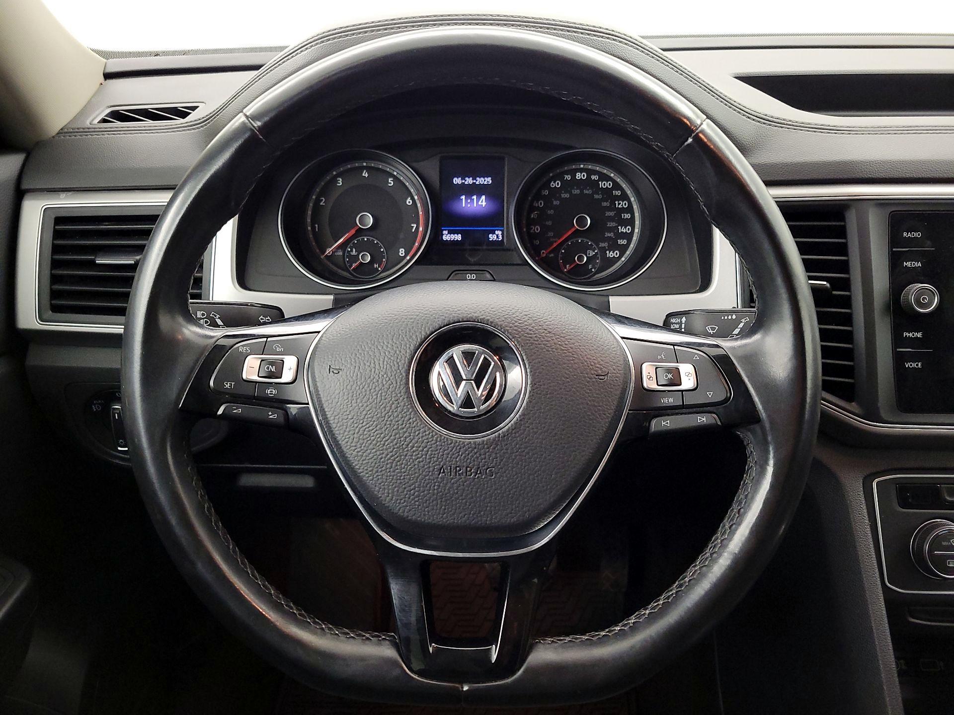 Thumbnail: 2019 Volkswagen Atlas - 10