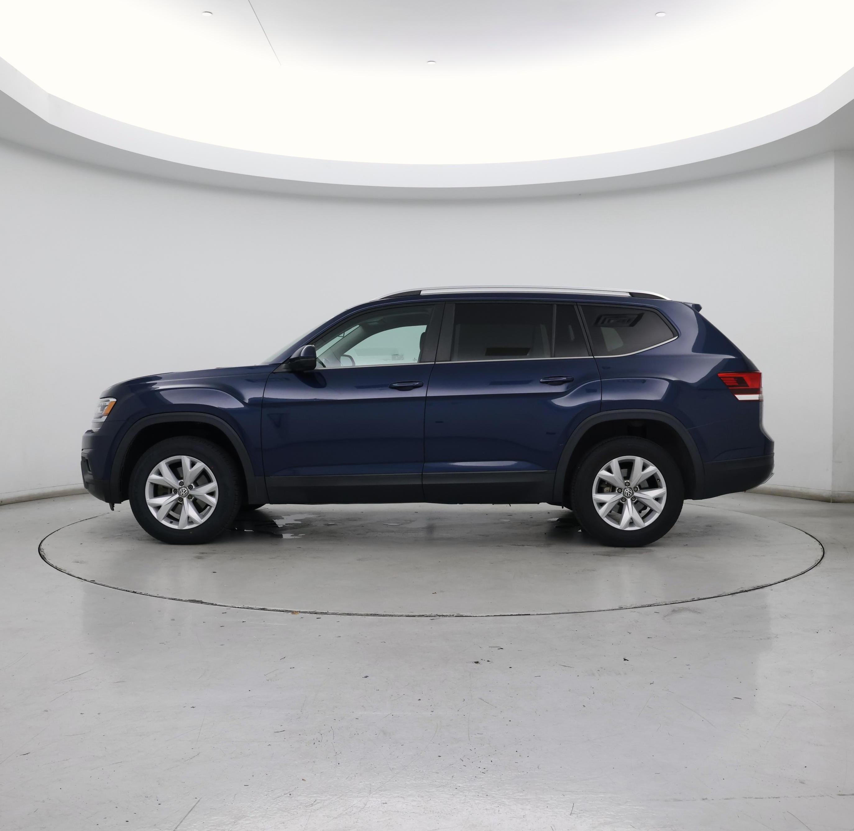 Thumbnail: 2019 Volkswagen Atlas - 3