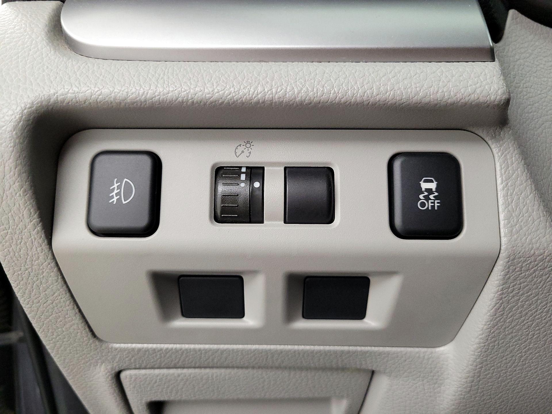 Thumbnail: 2015 Subaru Forester - 13