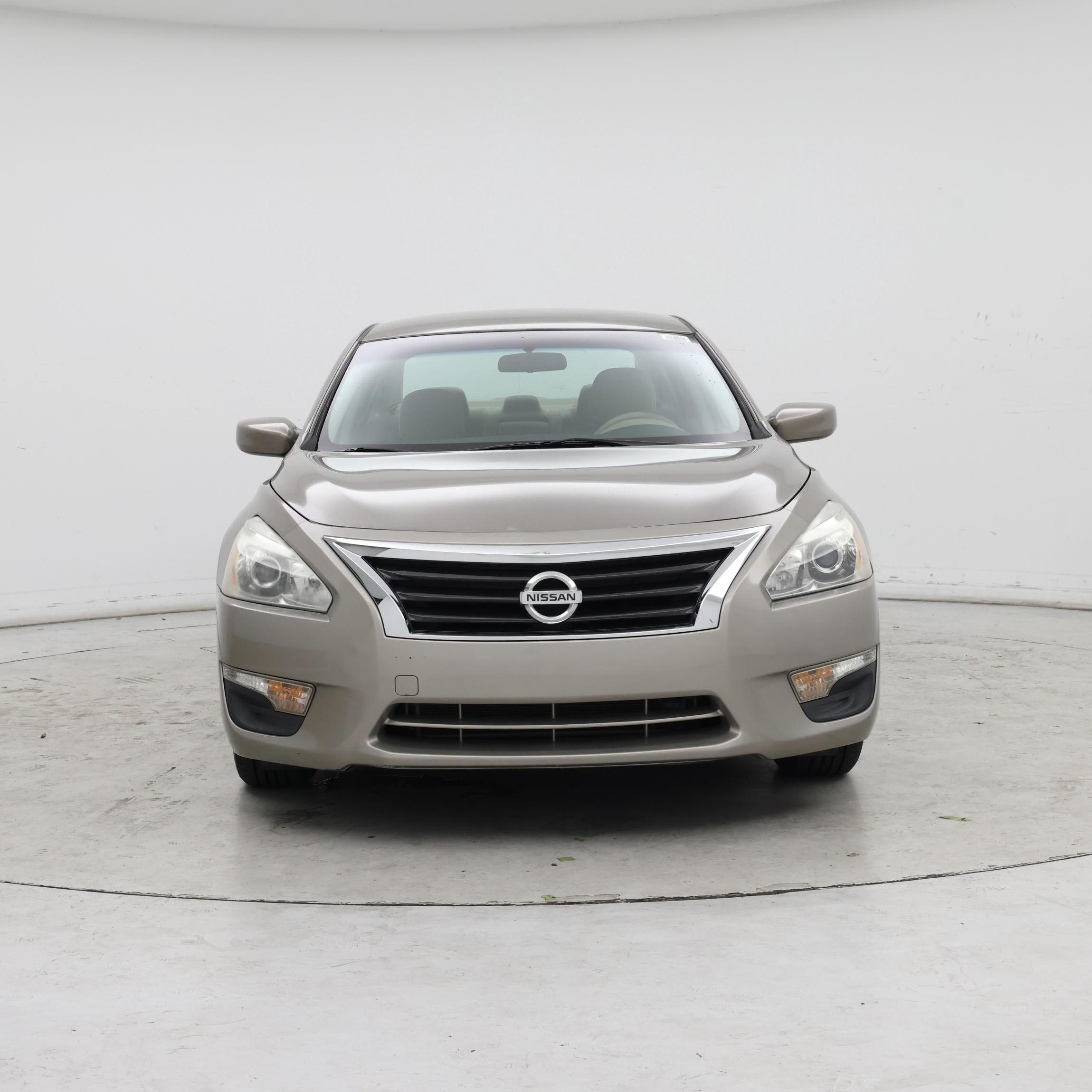 Thumbnail: 2015 Nissan Altima - 5