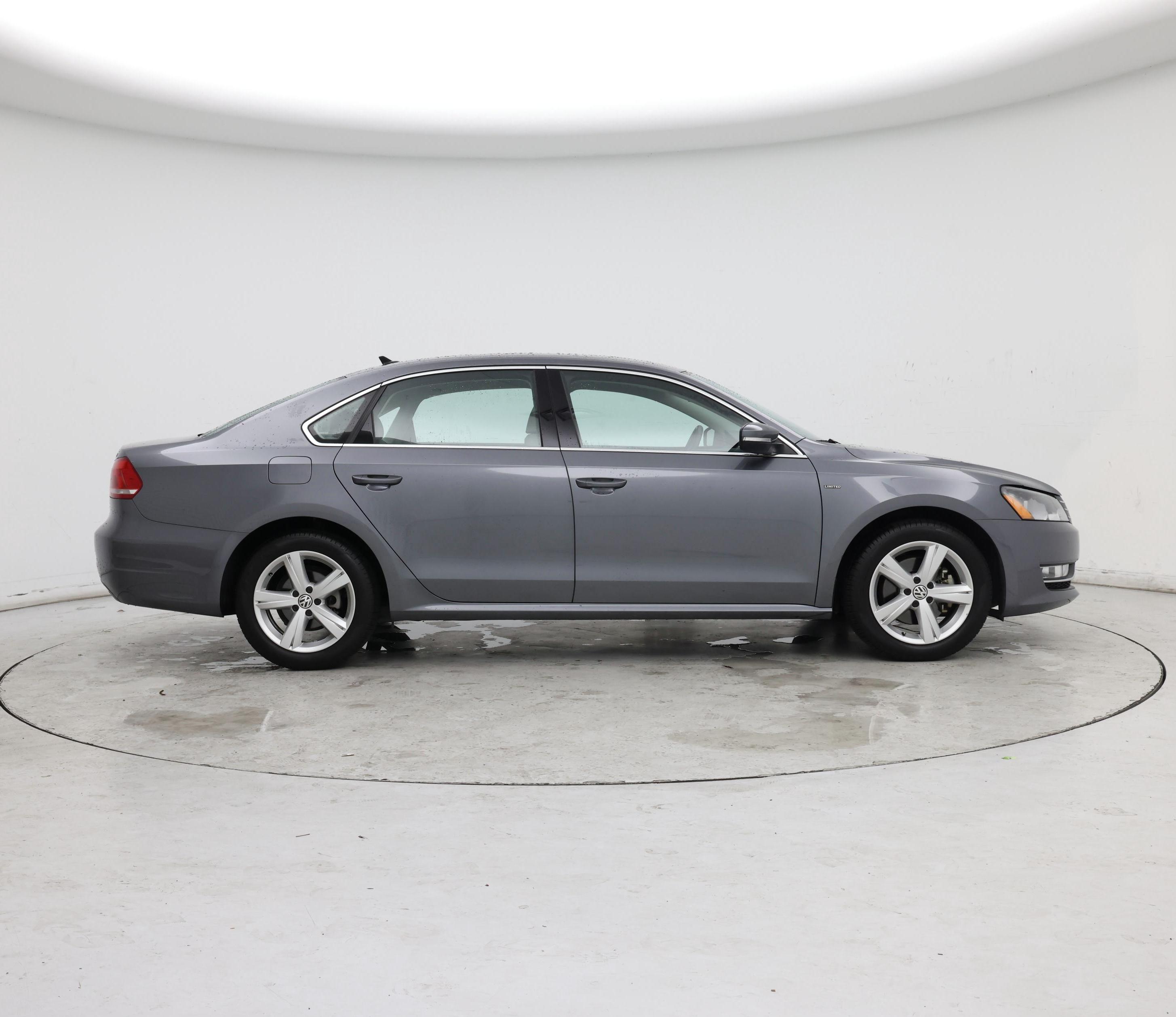 Thumbnail: 2015 Volkswagen Passat - 7
