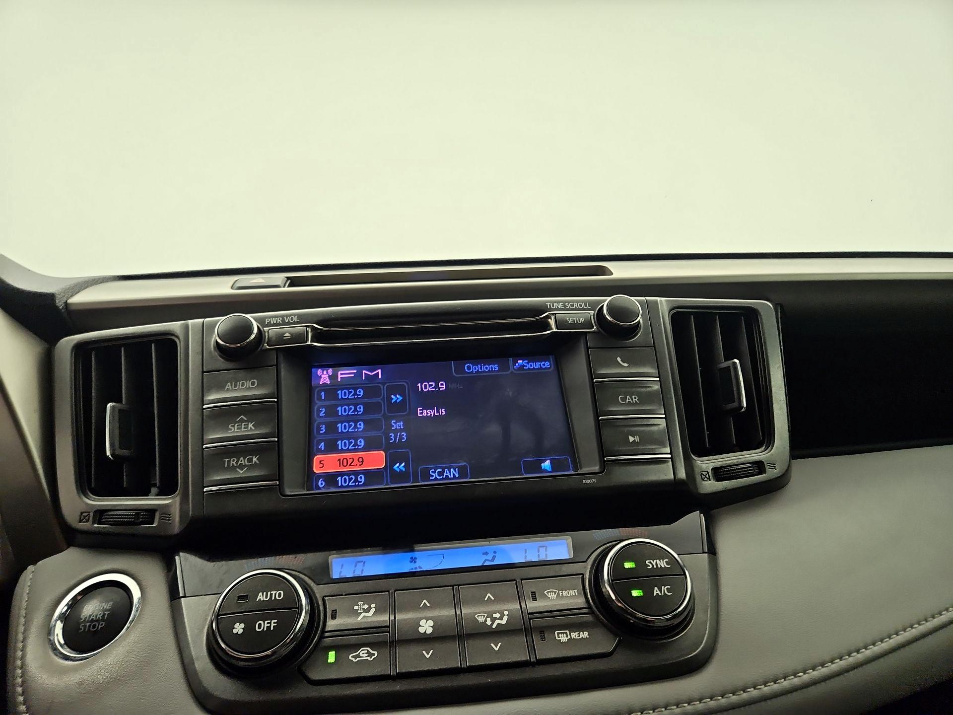 Thumbnail: 2013 Toyota RAV4 - 15