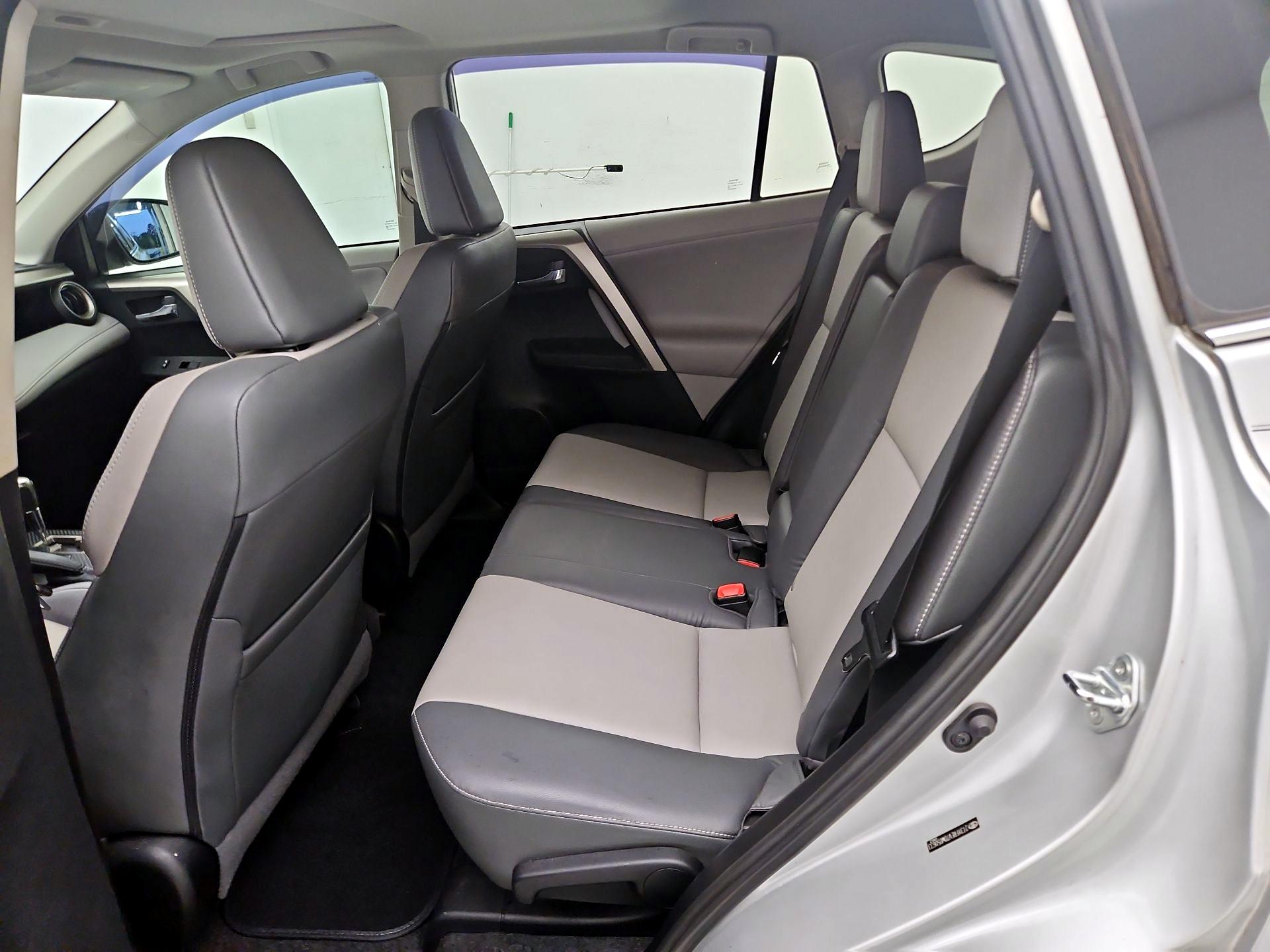 Thumbnail: 2013 Toyota RAV4 - 19