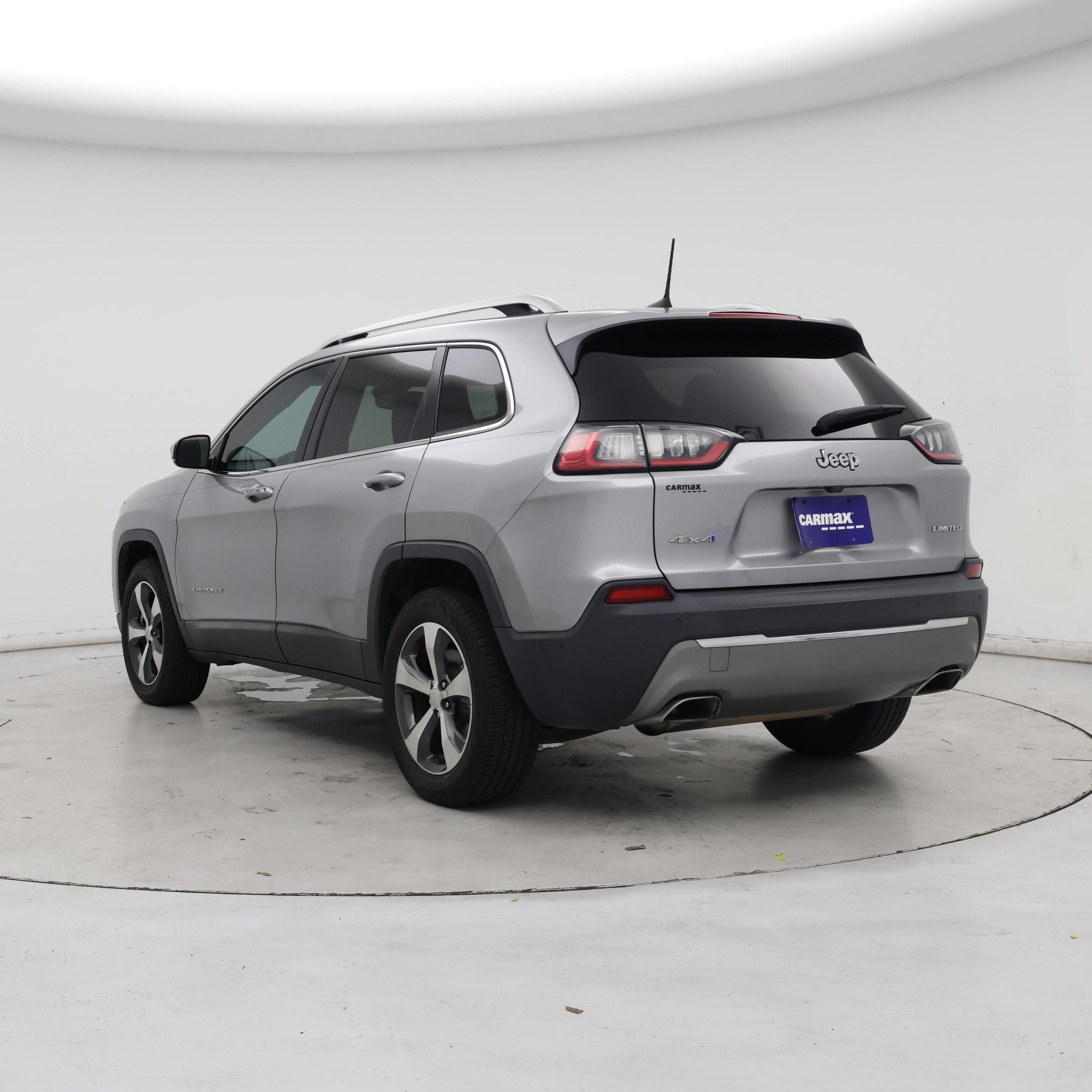Thumbnail: 2019 Jeep Cherokee - 2