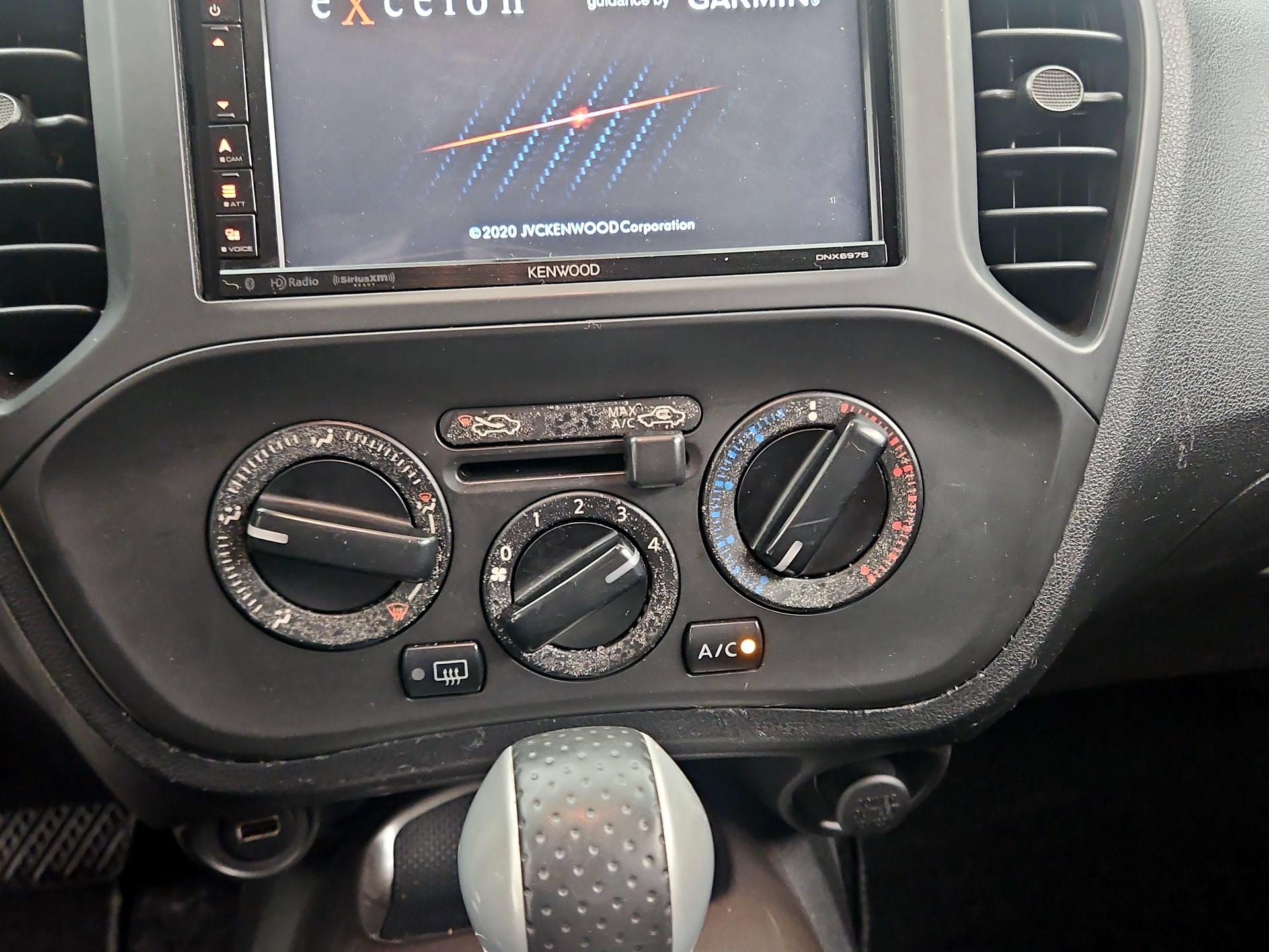 Thumbnail: 2013 Nissan Juke - 15