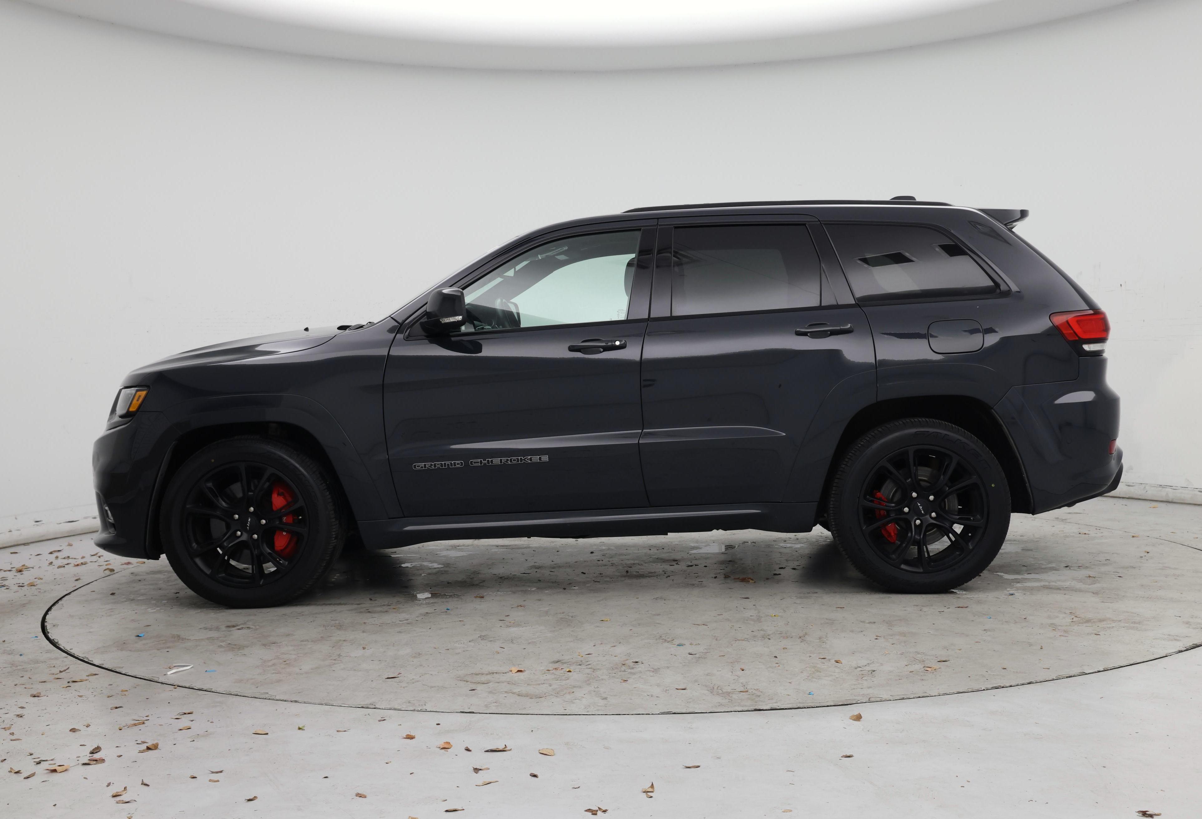 Thumbnail: 2017 Jeep Grand Cherokee - 3