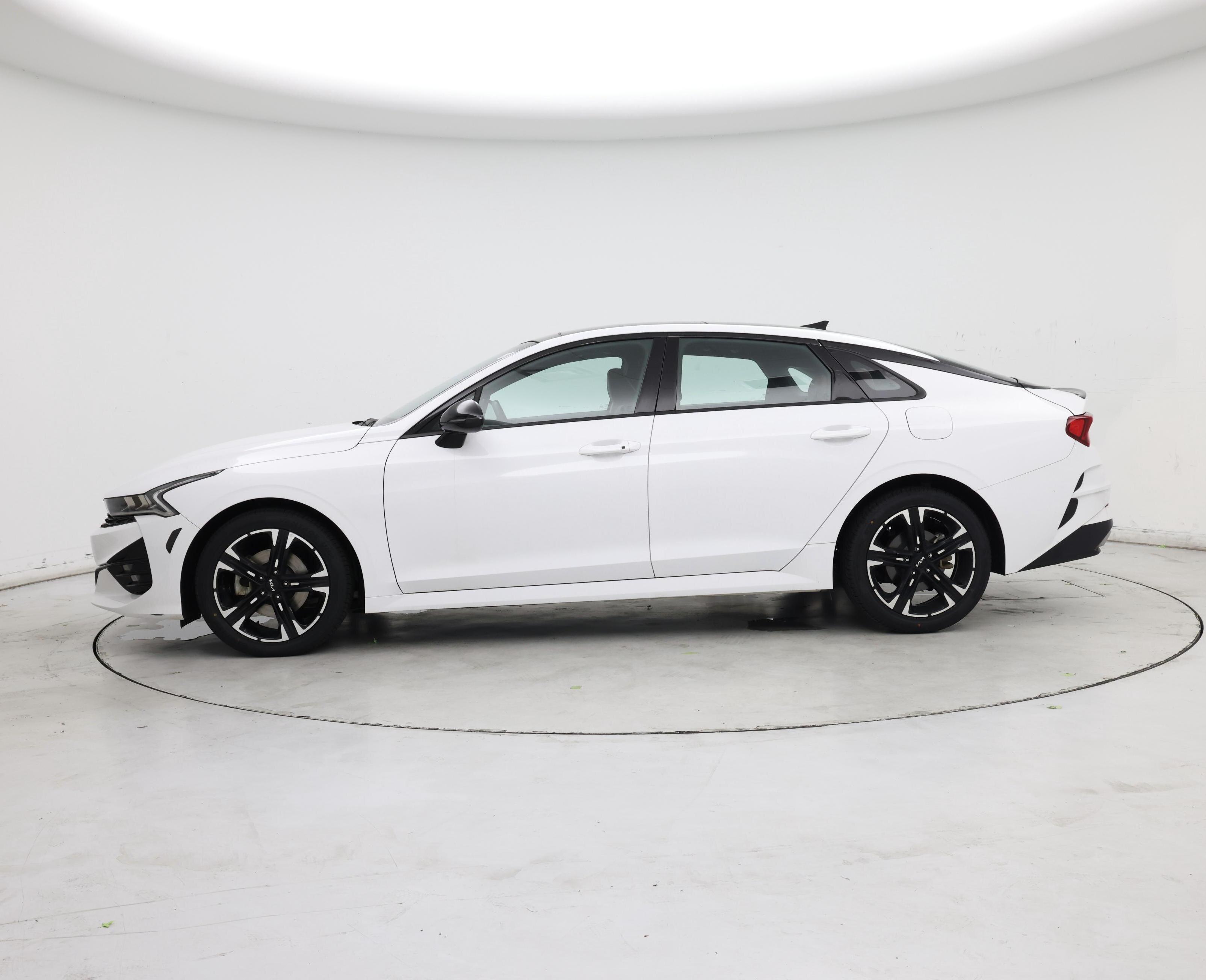 Thumbnail: 2024 Kia K5 - 3