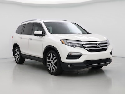 White 2017 Honda Pilot Elite