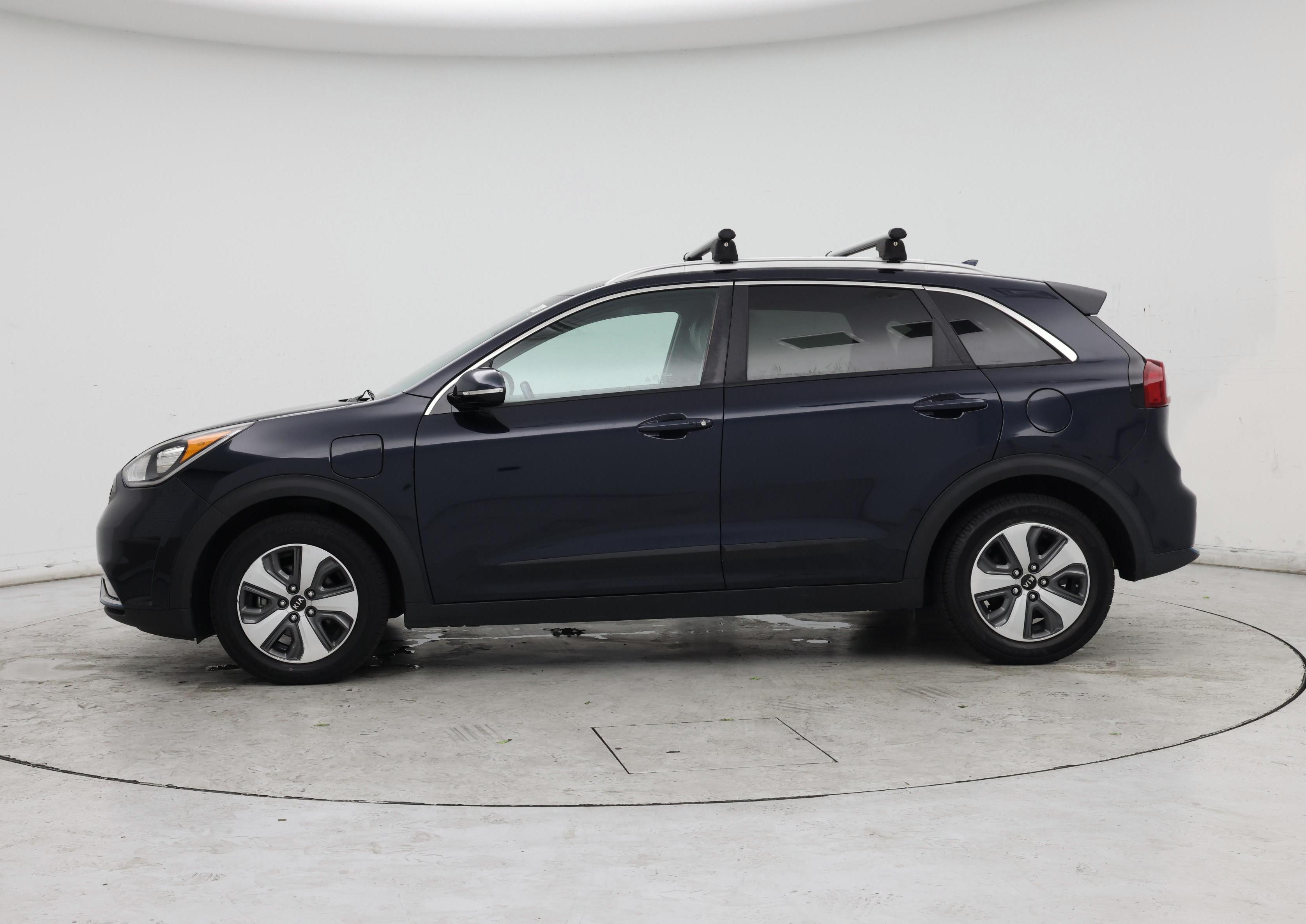 Thumbnail: 2018 Kia Niro - 3