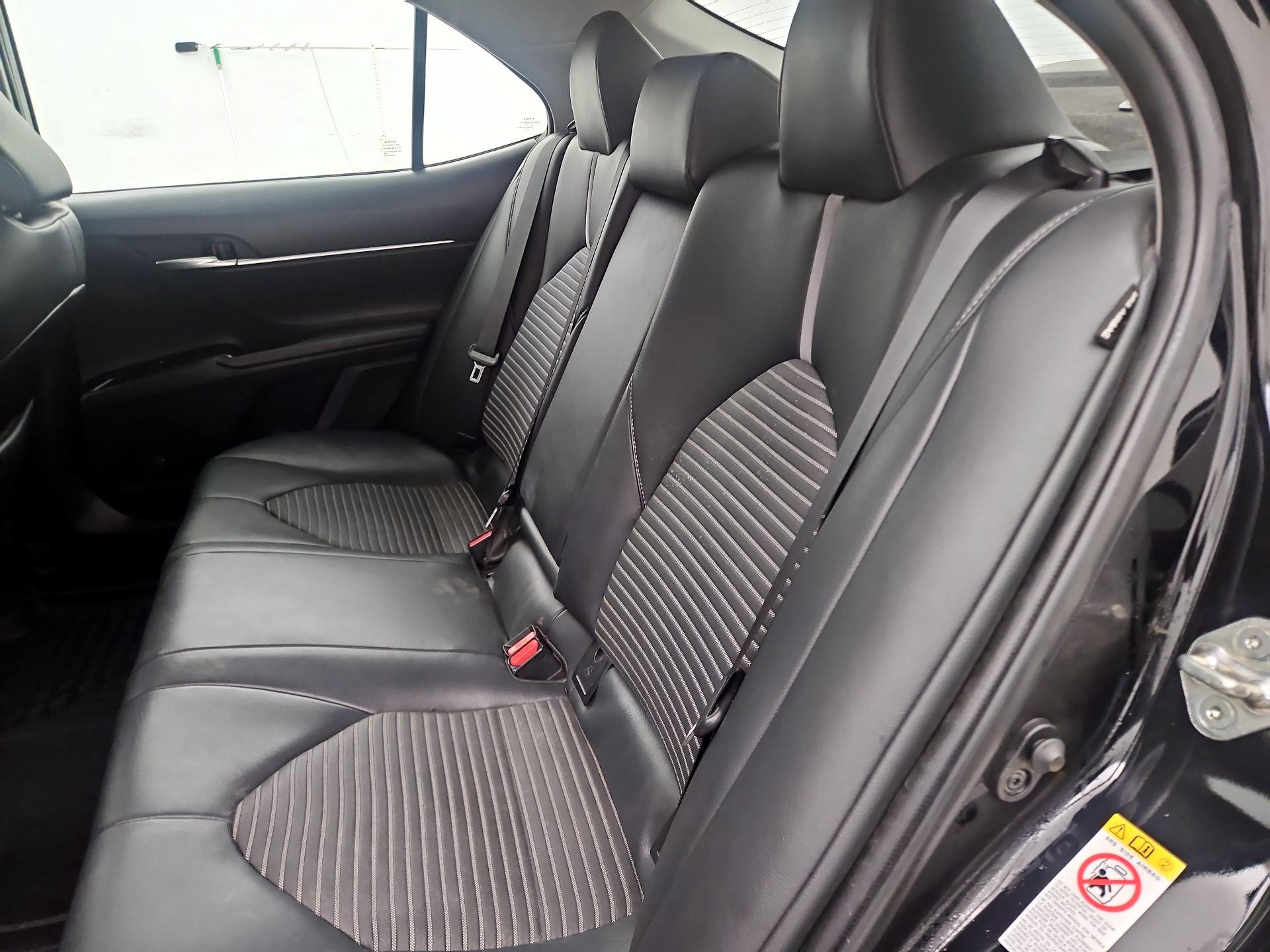 Thumbnail: 2019 Toyota Camry - 19
