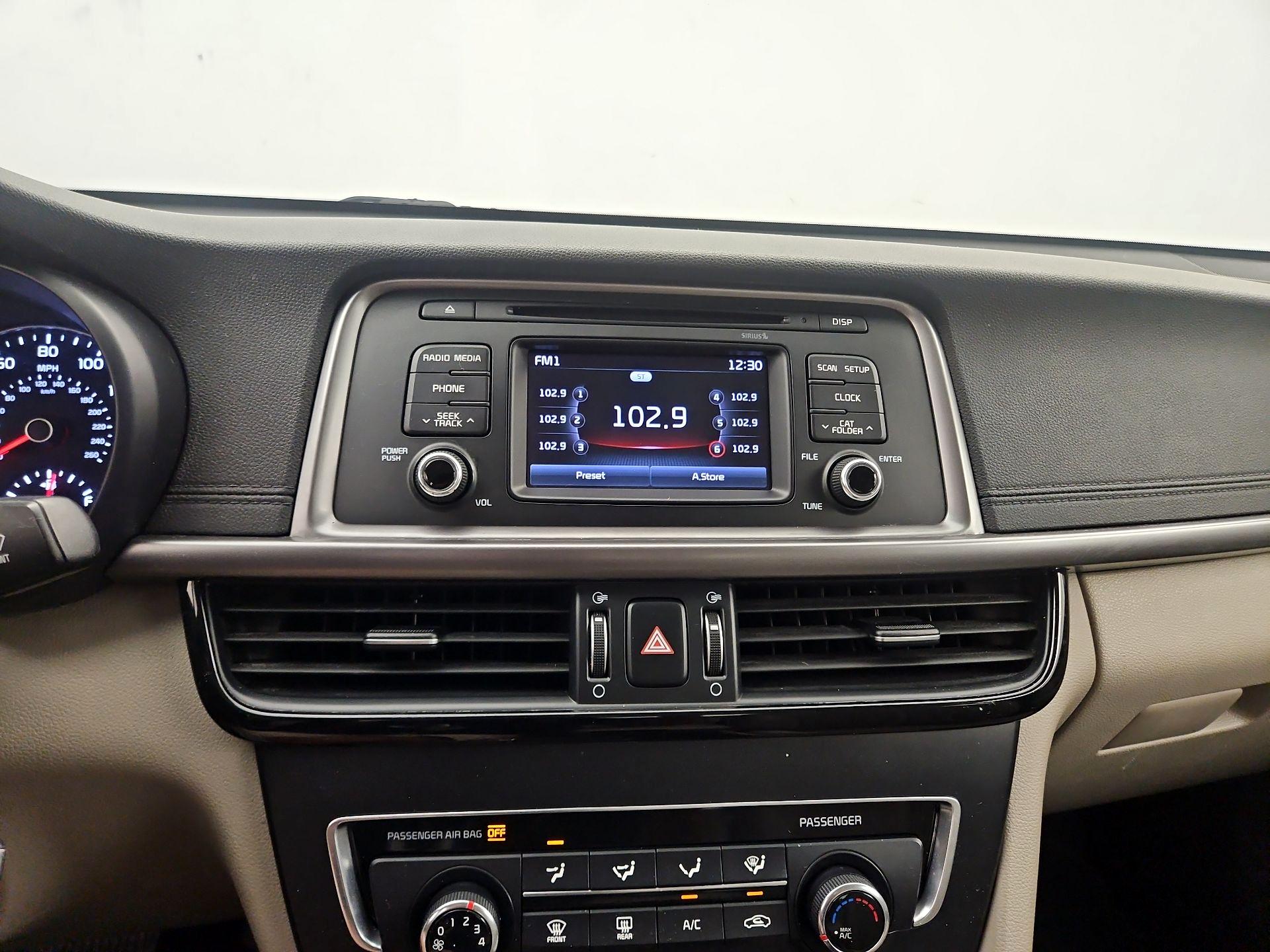 Thumbnail: 2016 Kia Optima - 15