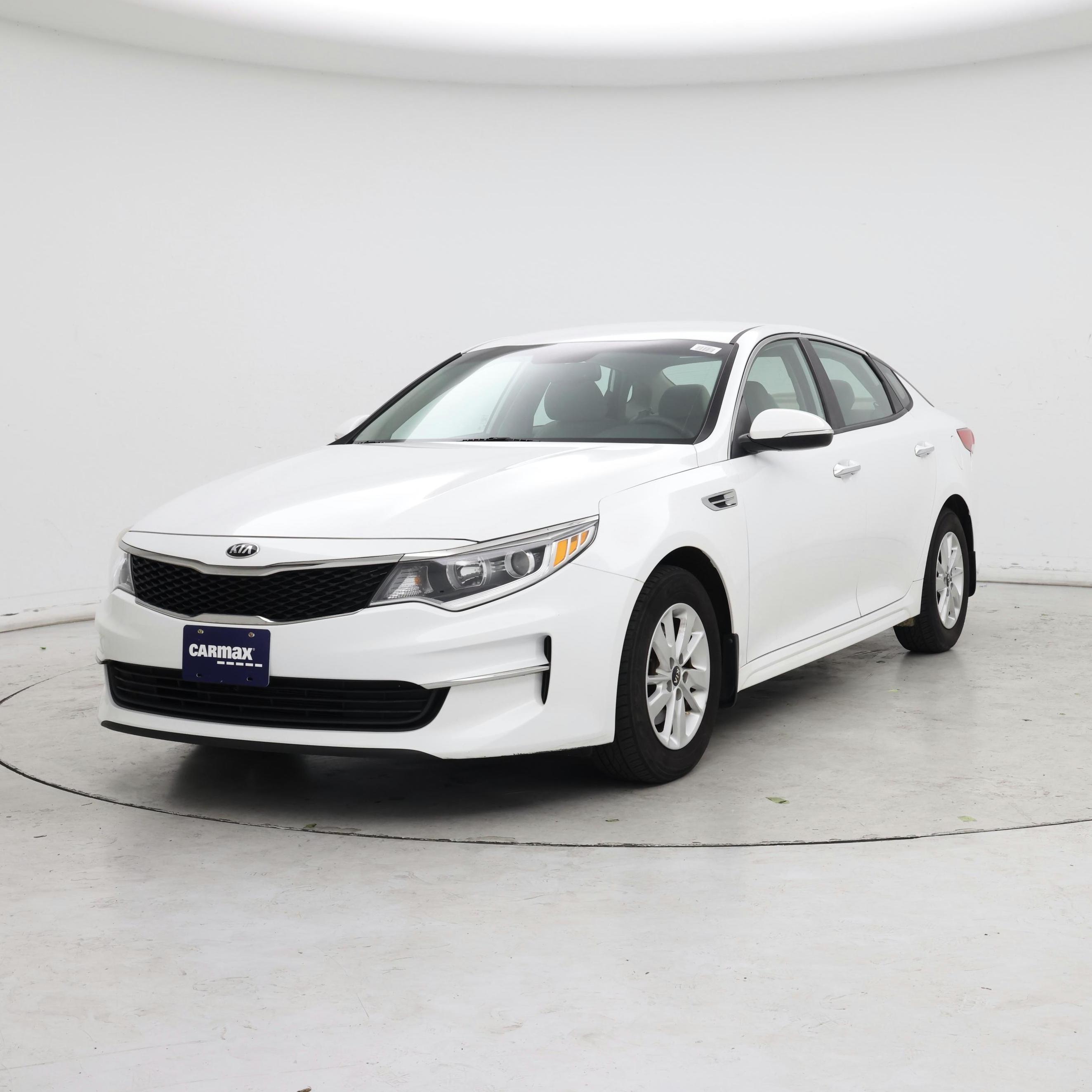 Thumbnail: 2016 Kia Optima - 4
