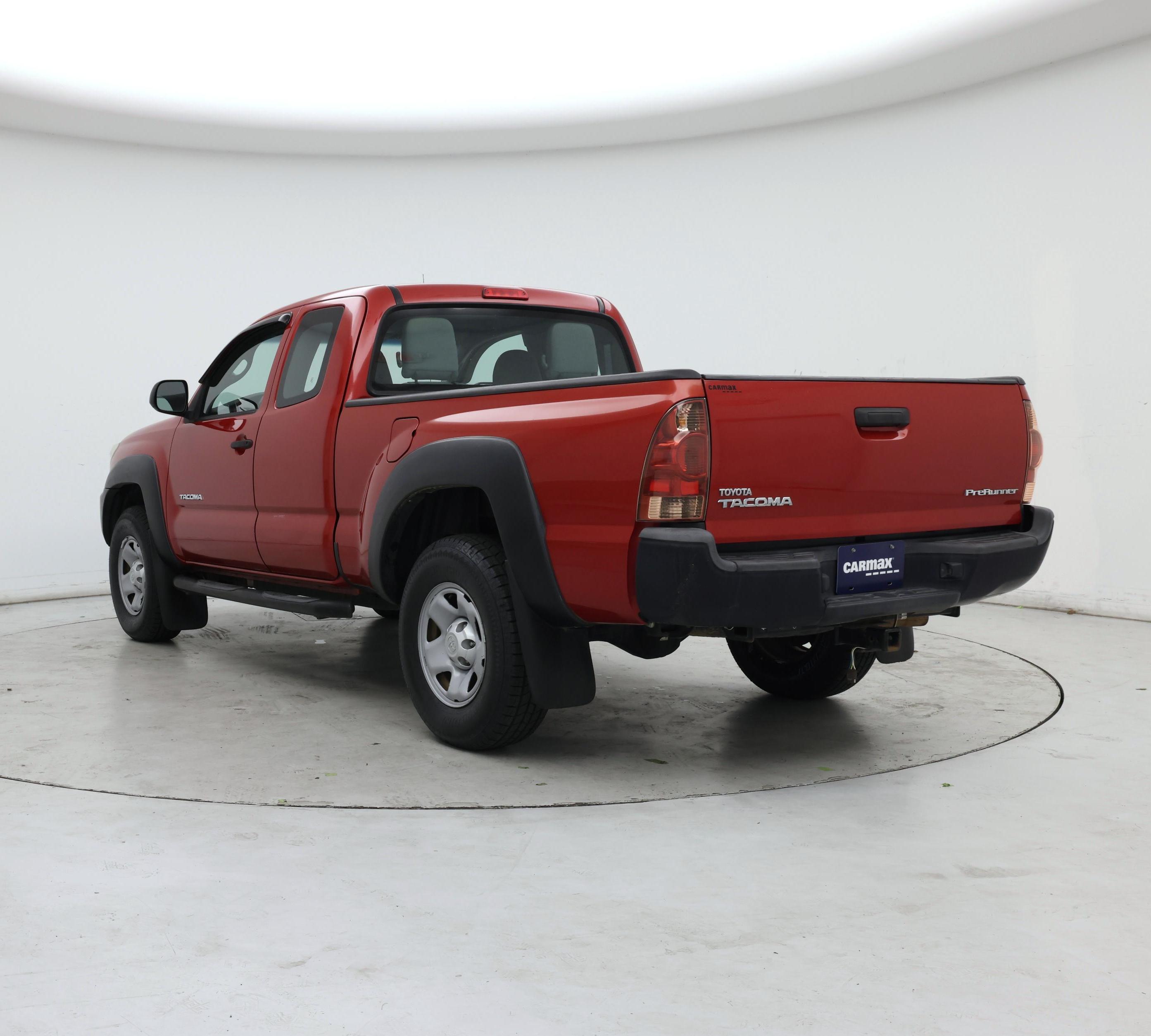 Thumbnail: 2013 Toyota Tacoma - 2