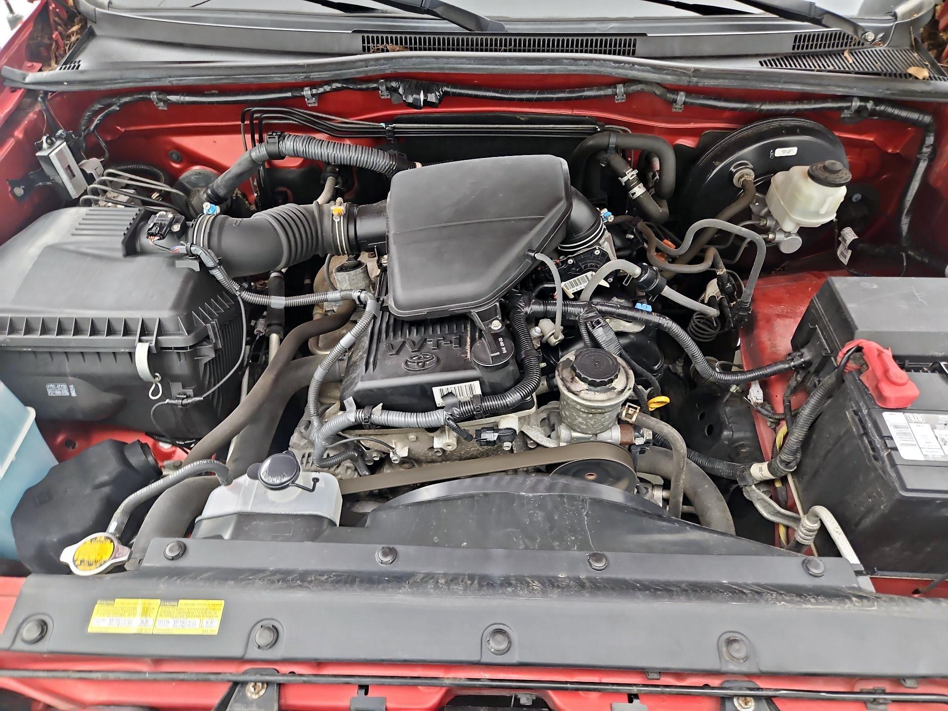 Thumbnail: 2013 Toyota Tacoma - 20