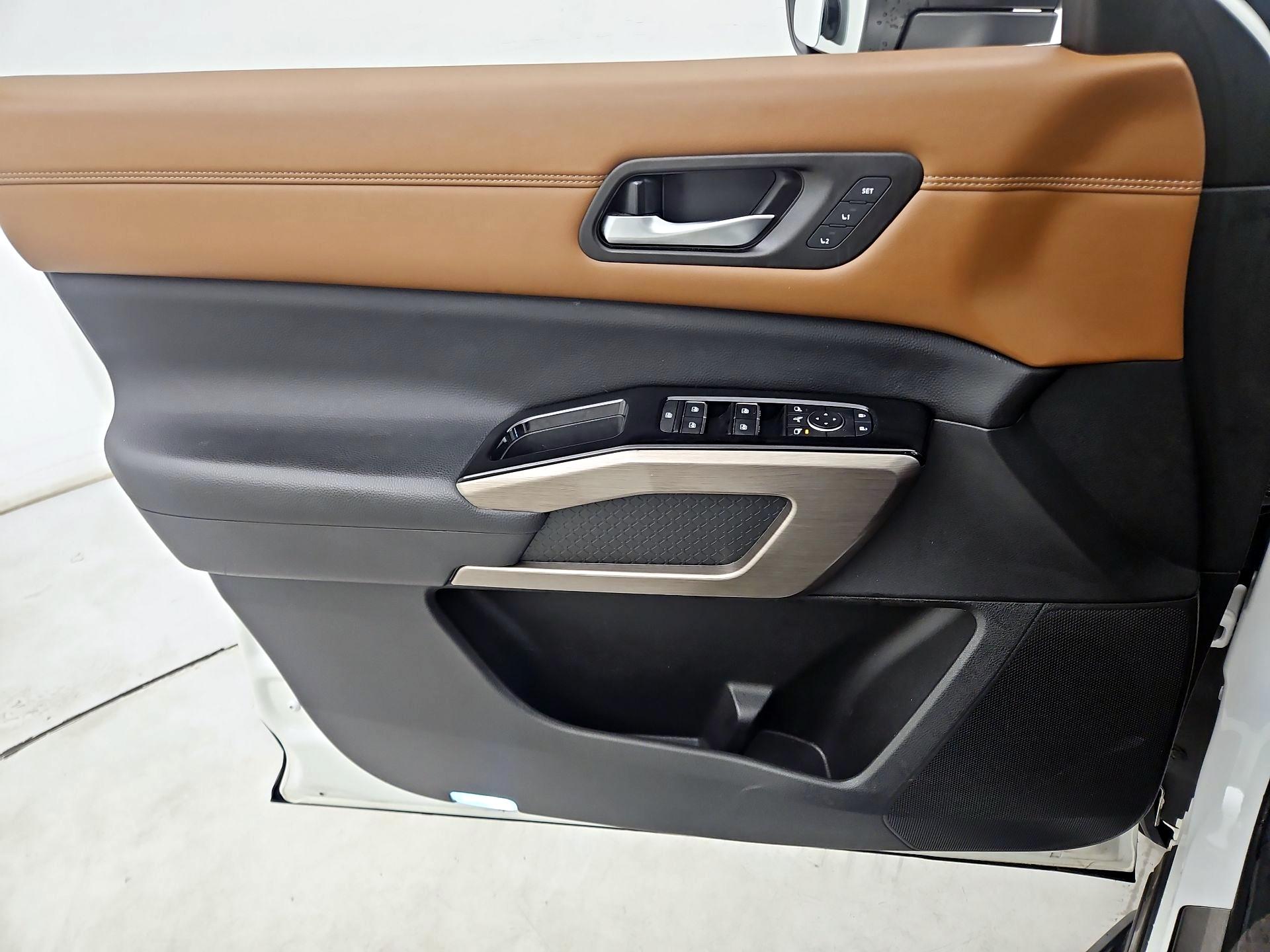 Thumbnail: 2022 Nissan Pathfinder - 12