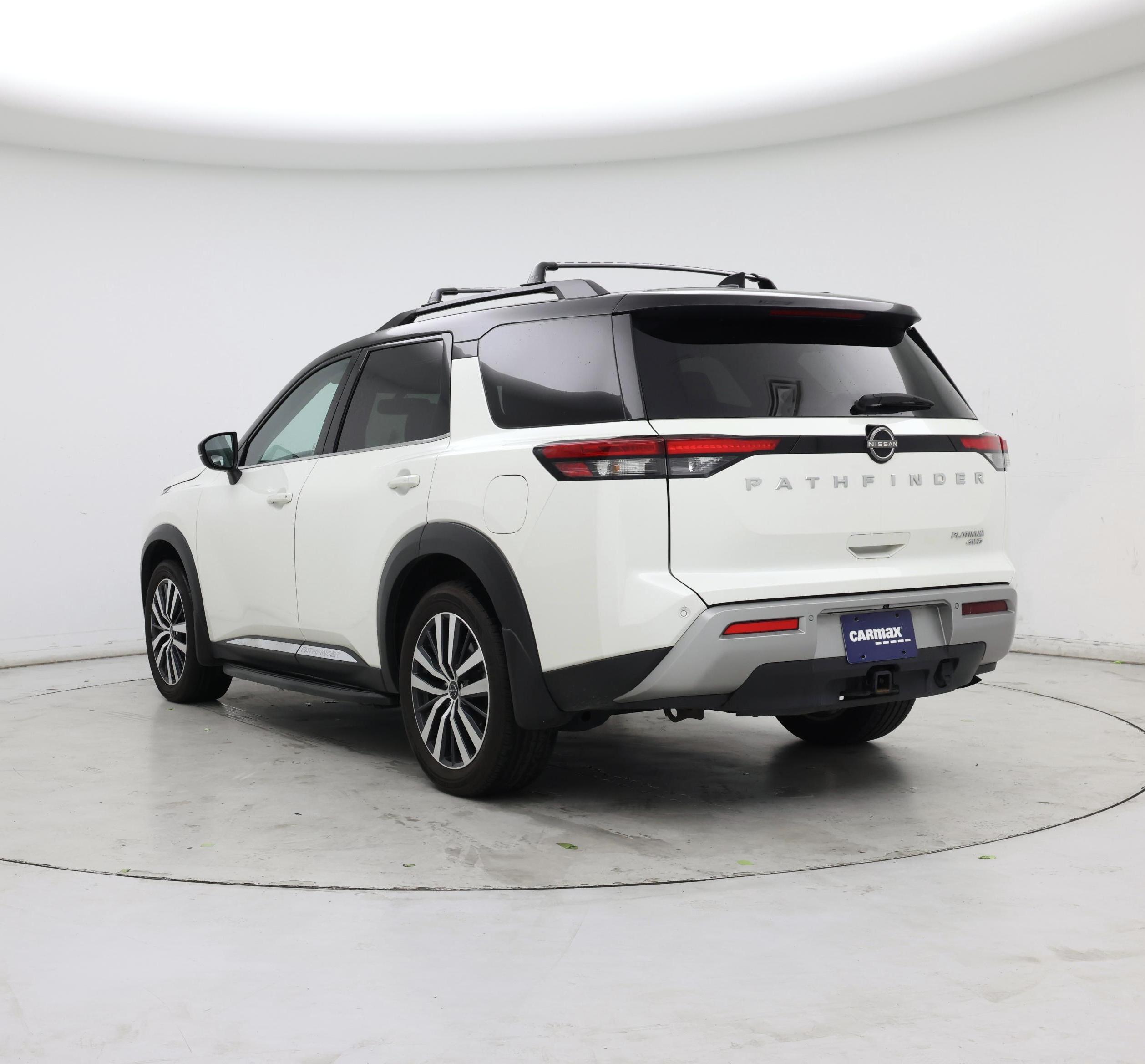 Thumbnail: 2022 Nissan Pathfinder - 2
