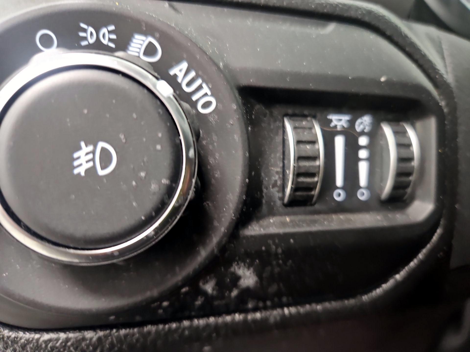 Thumbnail: 2022 Jeep Wrangler - 13