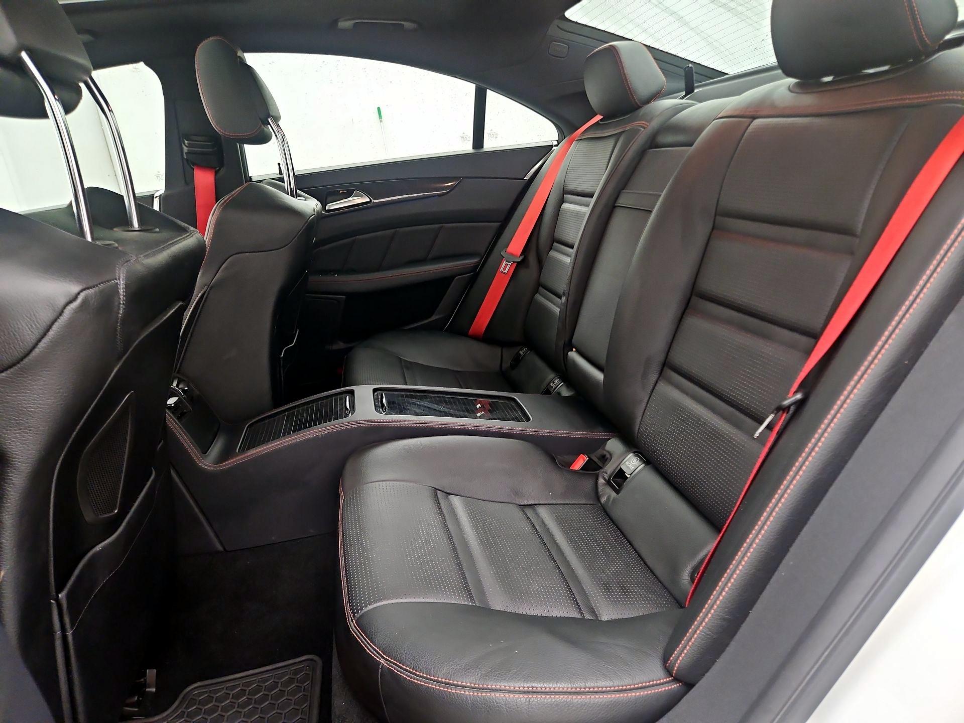 Thumbnail: 2016 Mercedes-Benz CLS - 19