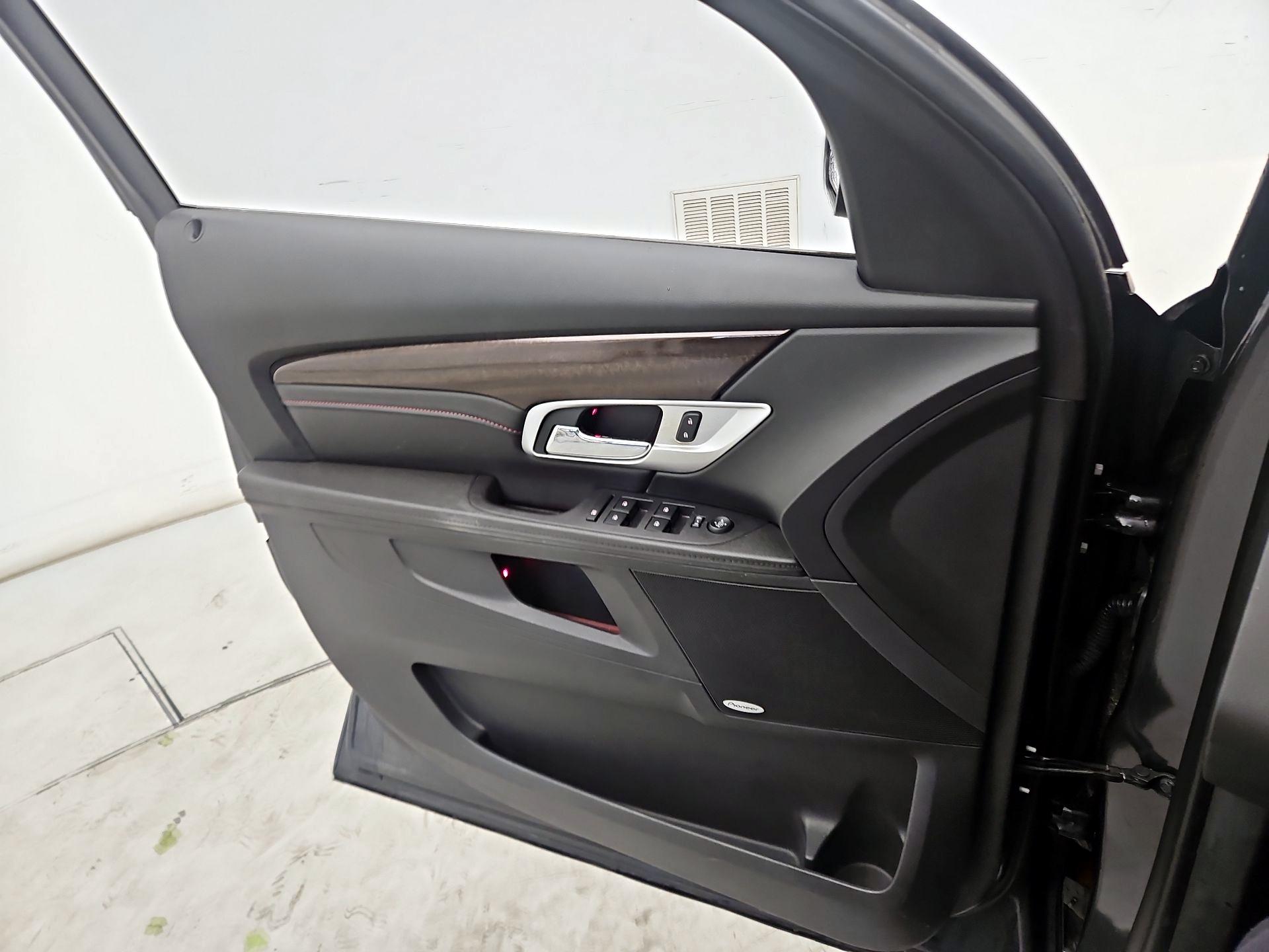 Thumbnail: 2017 GMC Terrain - 12