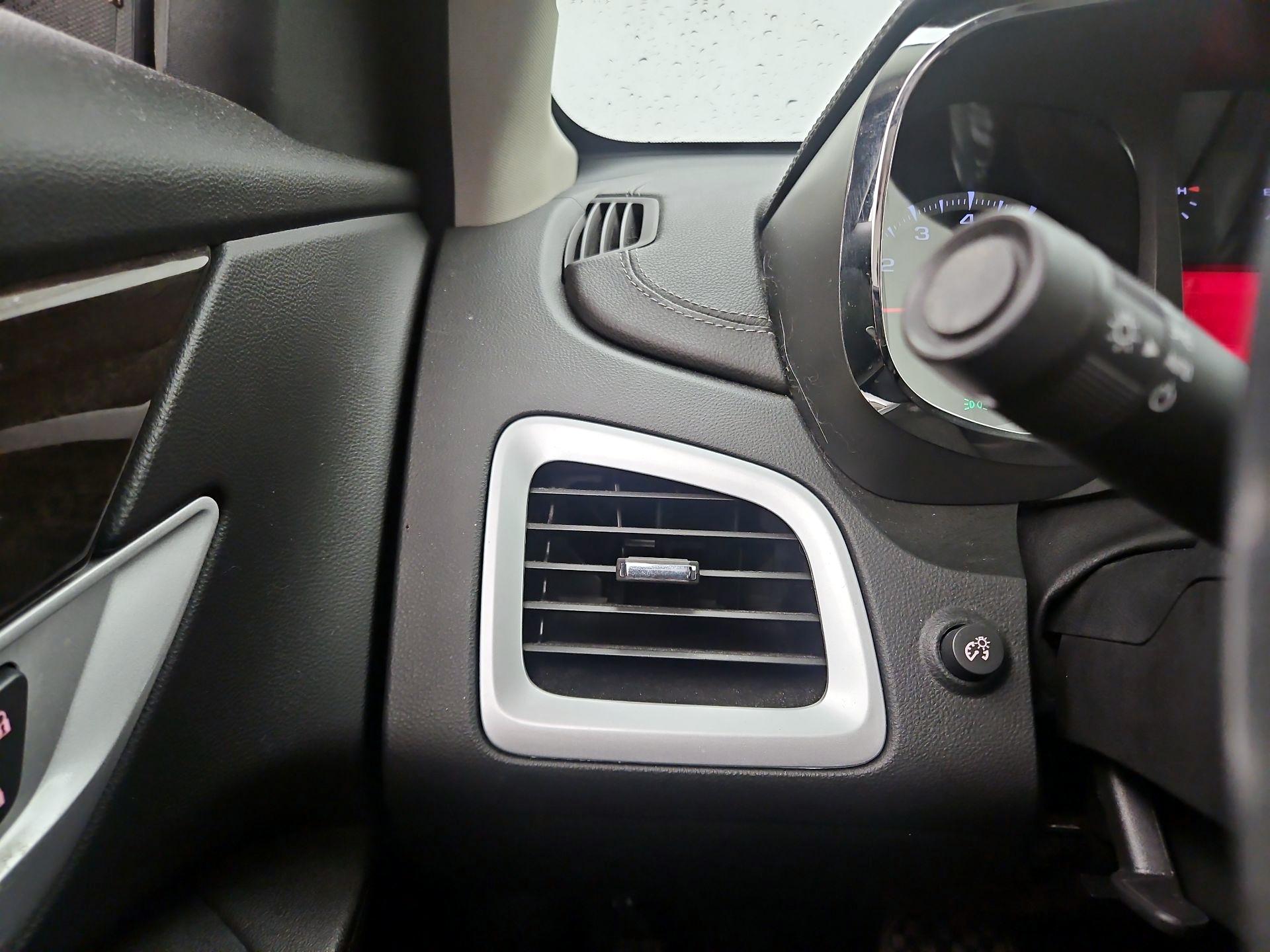 Thumbnail: 2017 GMC Terrain - 13