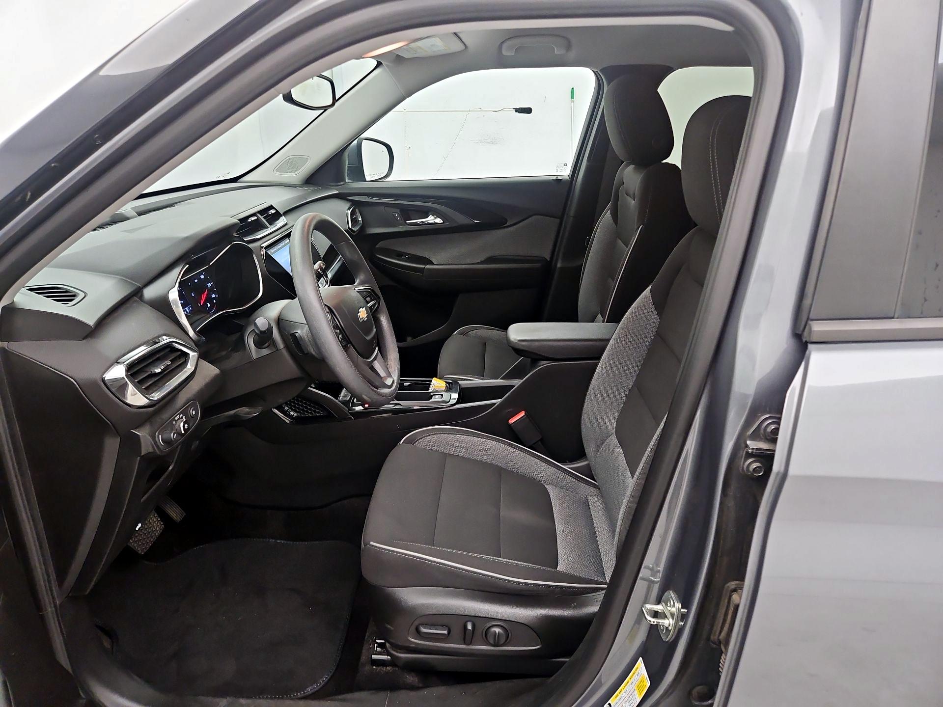 Thumbnail: 2021 Chevrolet TrailBlazer - 11