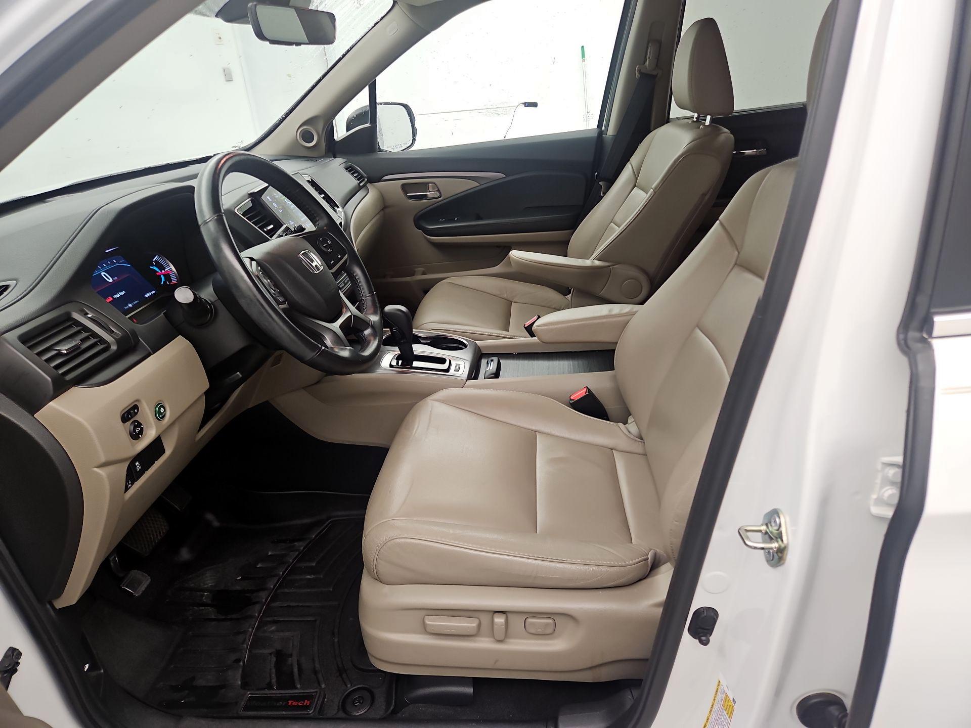 Thumbnail: 2020 Honda Pilot - 11
