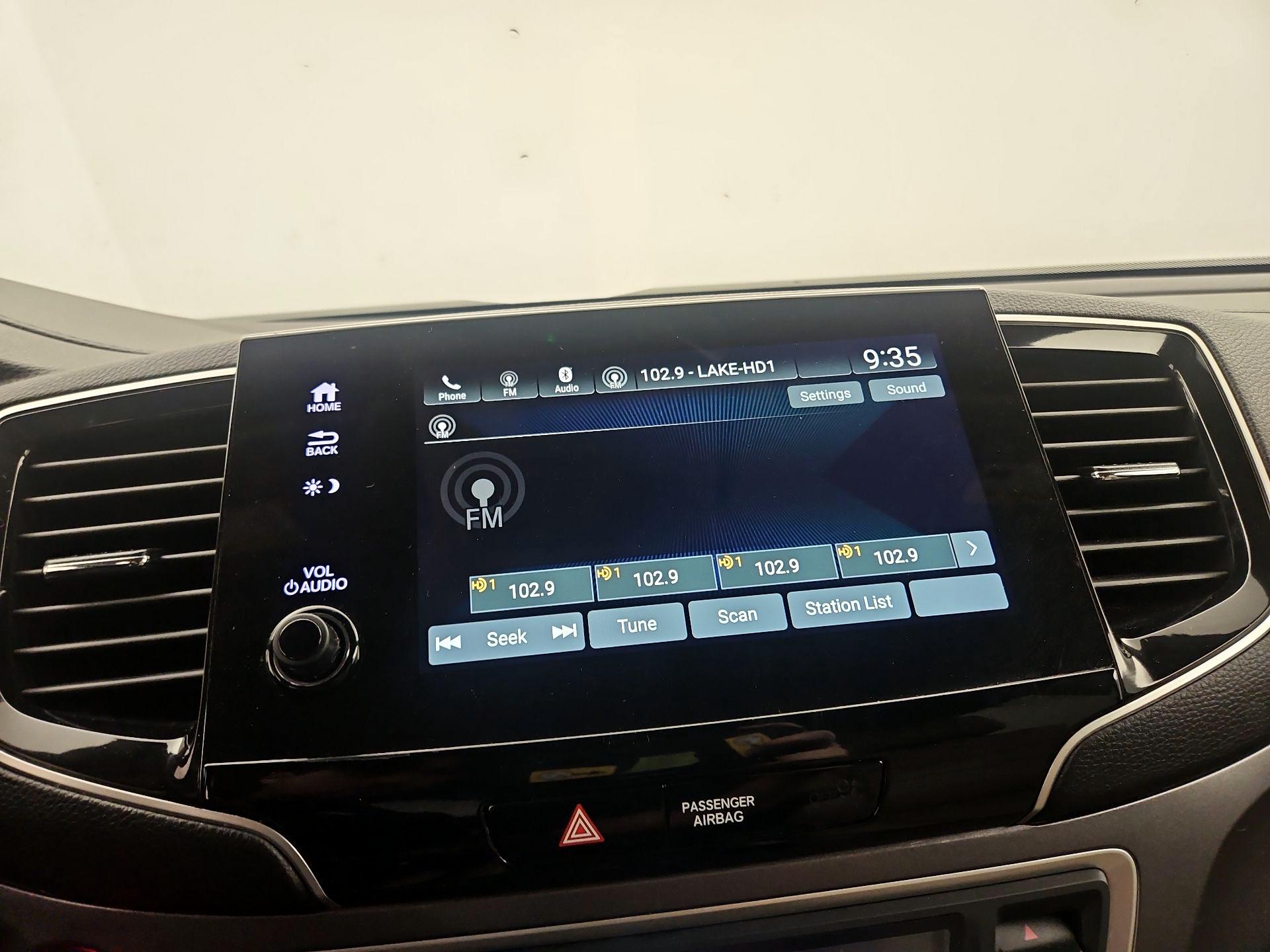 Thumbnail: 2020 Honda Pilot - 16