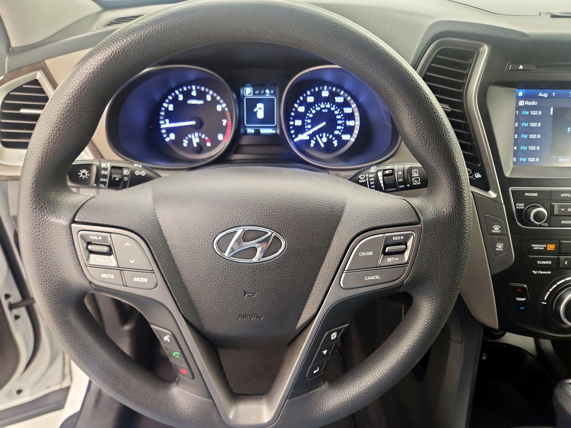 Thumbnail: 2018 Hyundai Santa Fe - 10