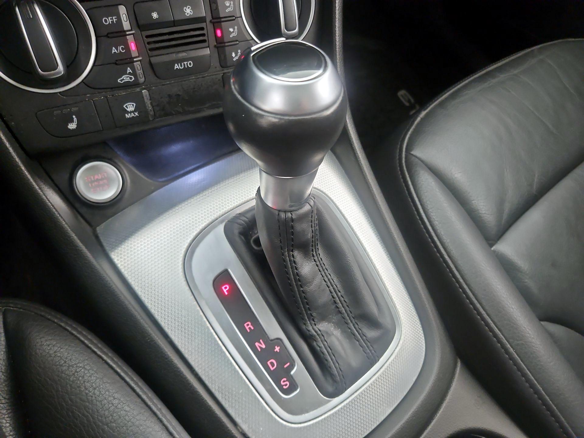 Thumbnail: 2016 Audi Q3 - 17