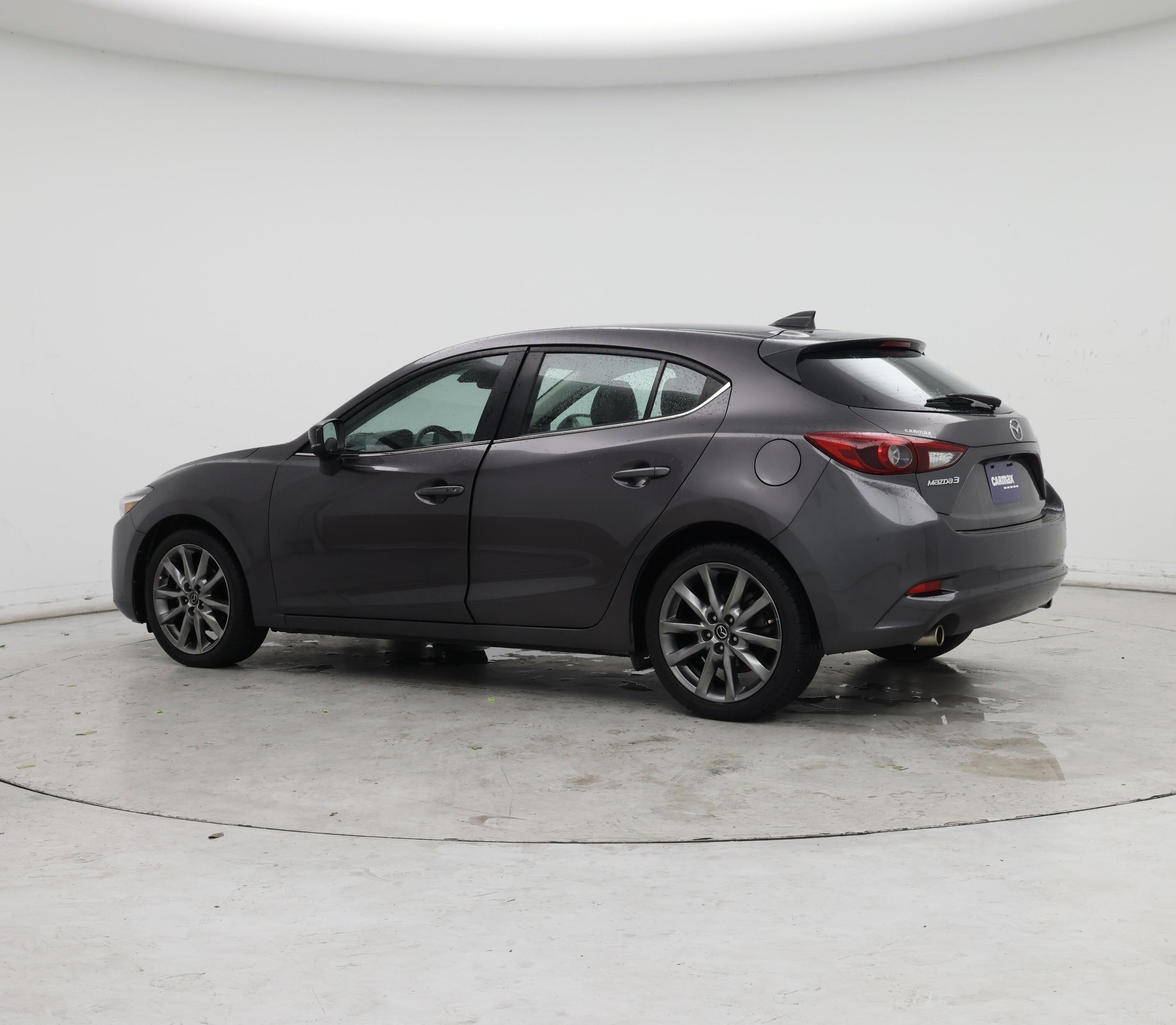 Thumbnail: 2018 Mazda Mazda3 - 3