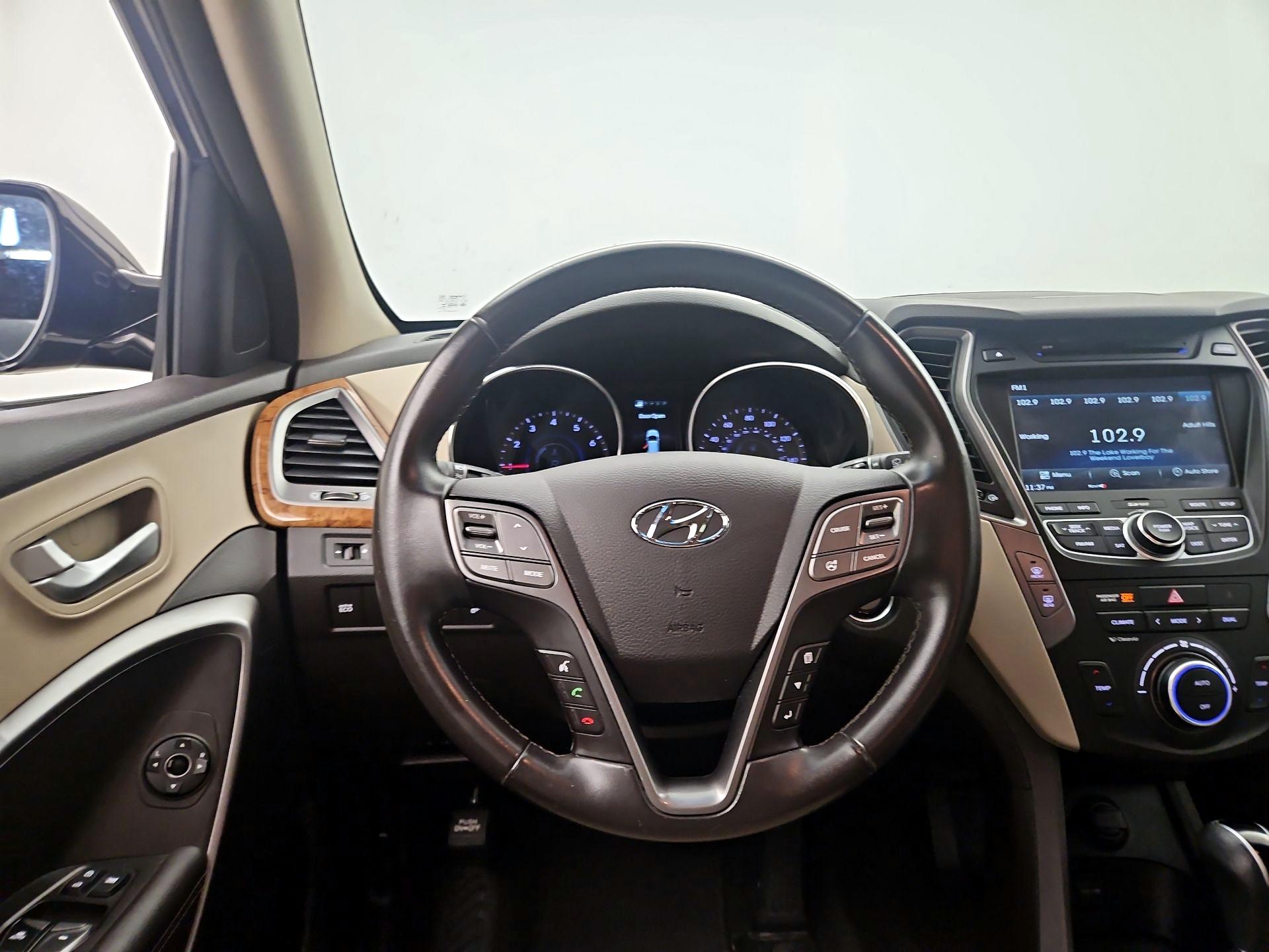 Thumbnail: 2014 Hyundai Santa Fe - 10
