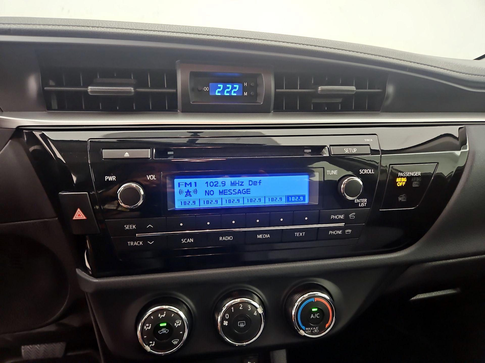 Thumbnail: 2014 Toyota Corolla - 14