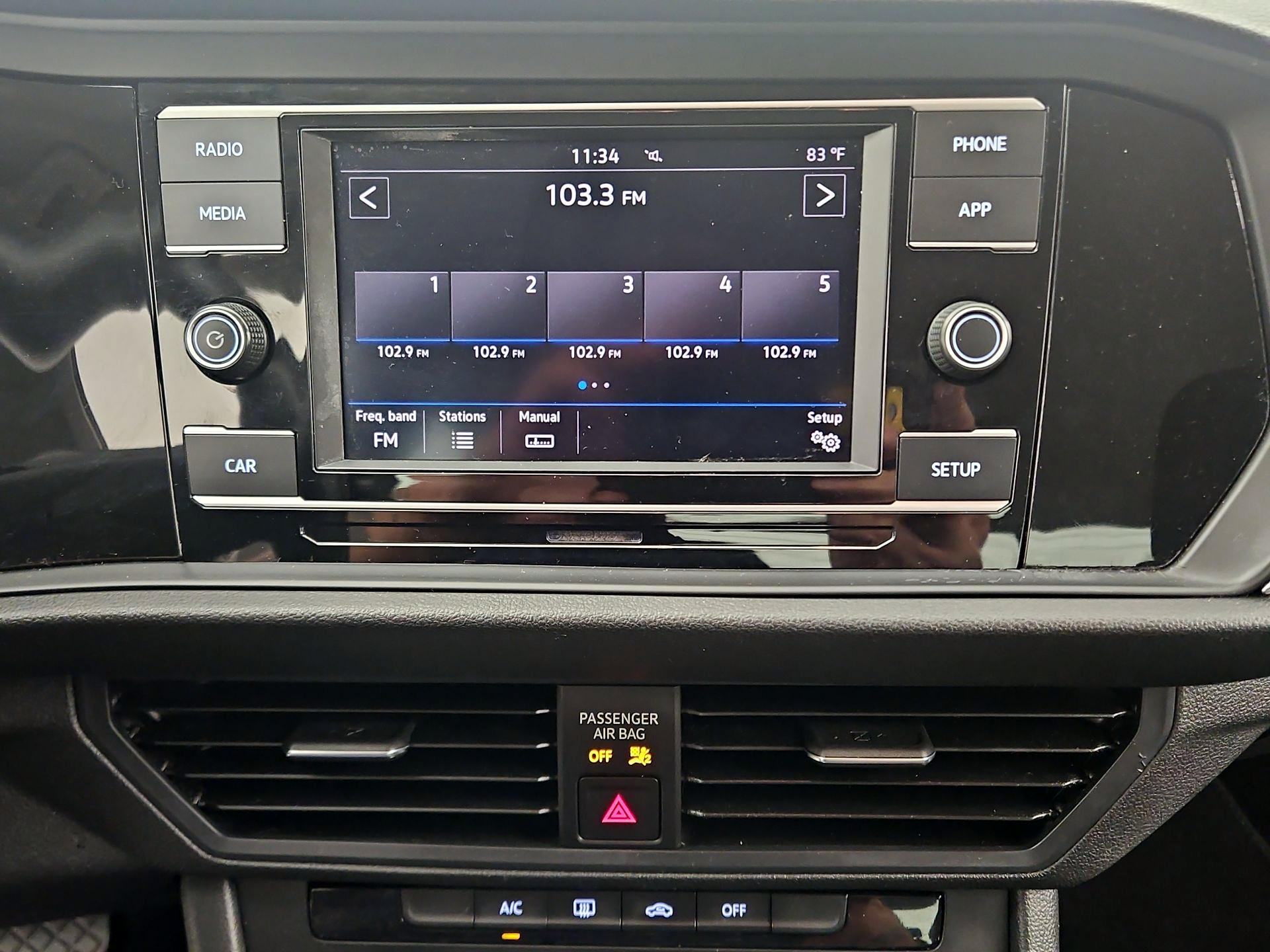 Thumbnail: 2019 Volkswagen Jetta - 15