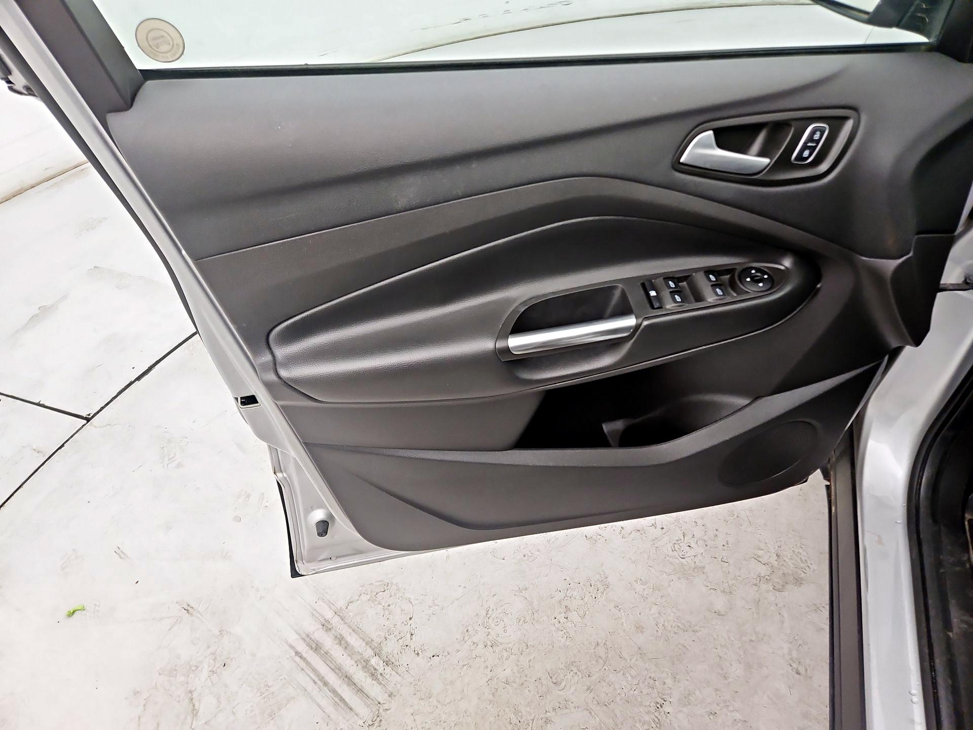 Thumbnail: 2018 Ford Escape - 12