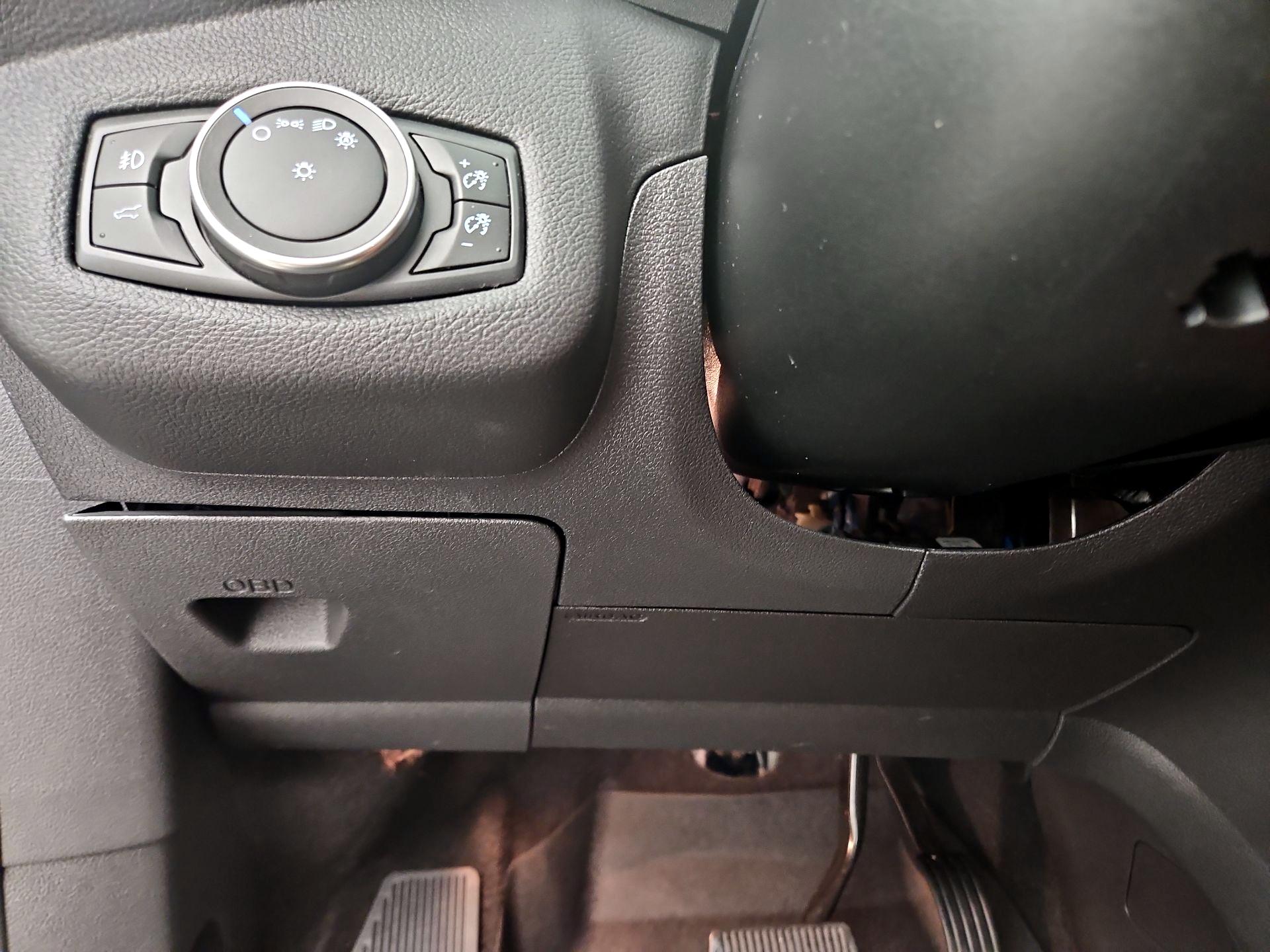Thumbnail: 2018 Ford Escape - 13