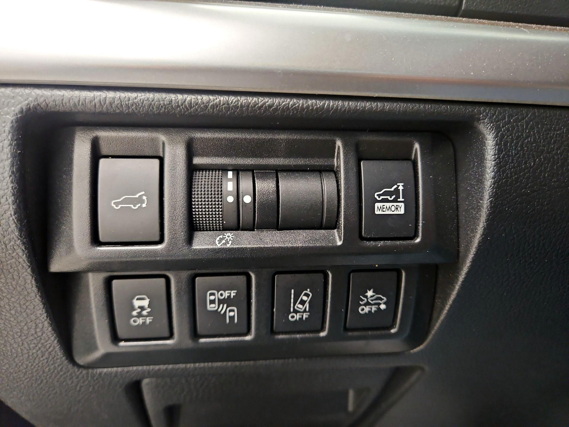 Thumbnail: 2018 Subaru Outback - 13