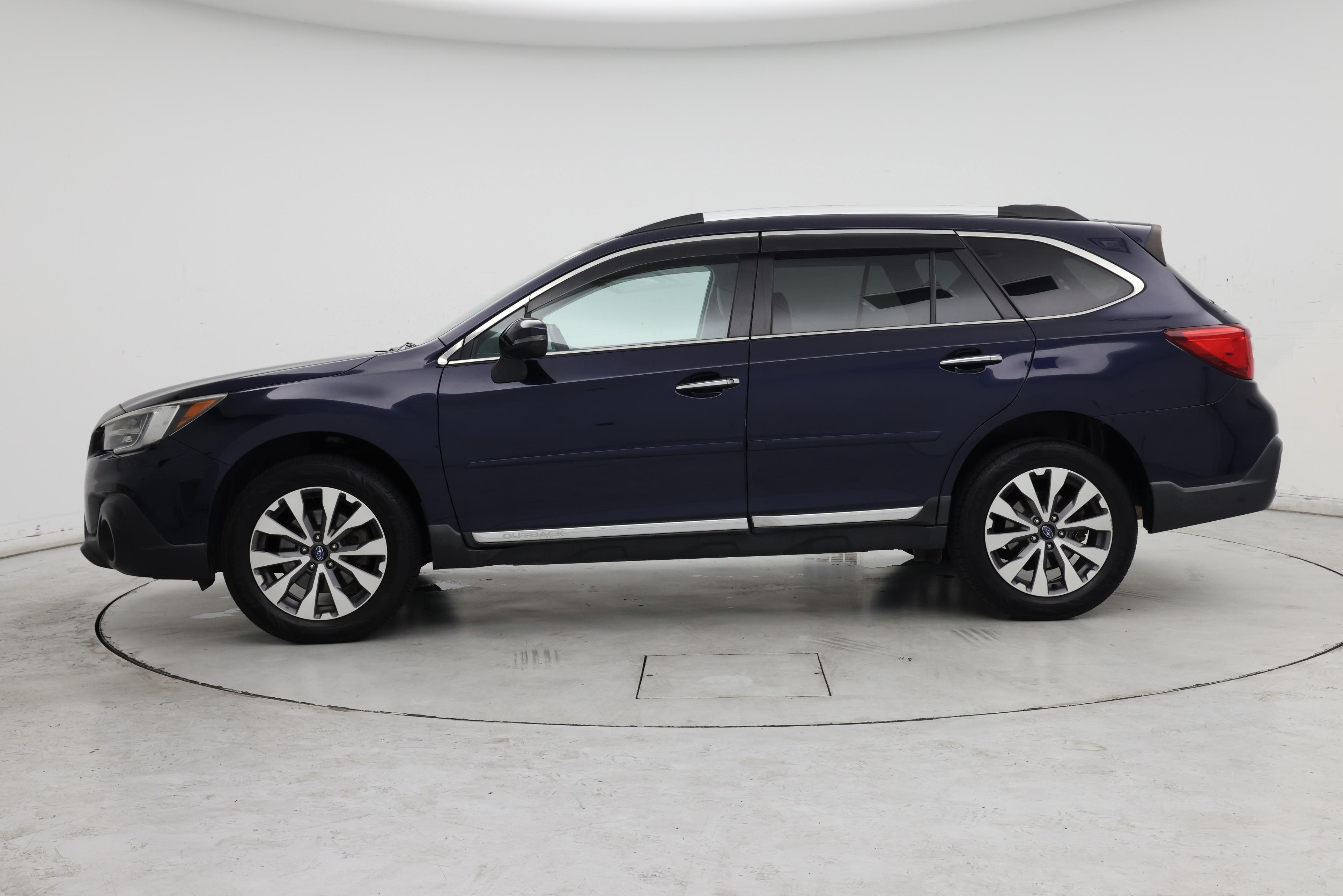 Thumbnail: 2018 Subaru Outback - 3