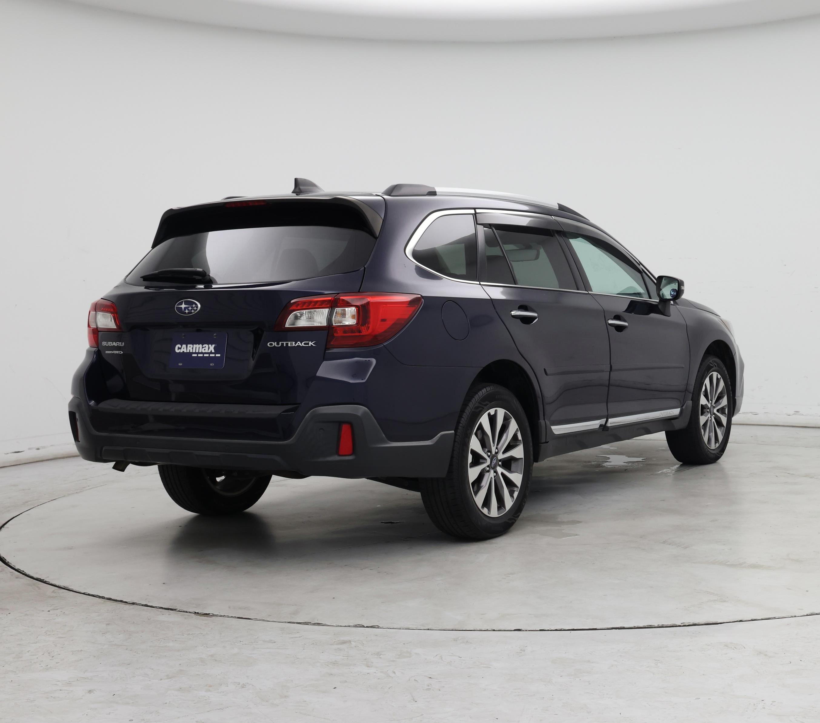 Thumbnail: 2018 Subaru Outback - 8