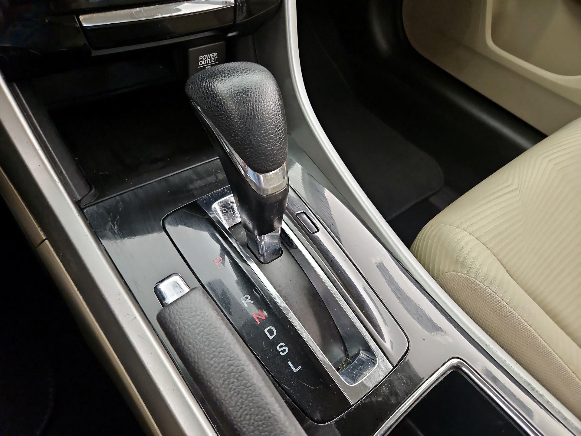 Thumbnail: 2017 Honda Accord - 17