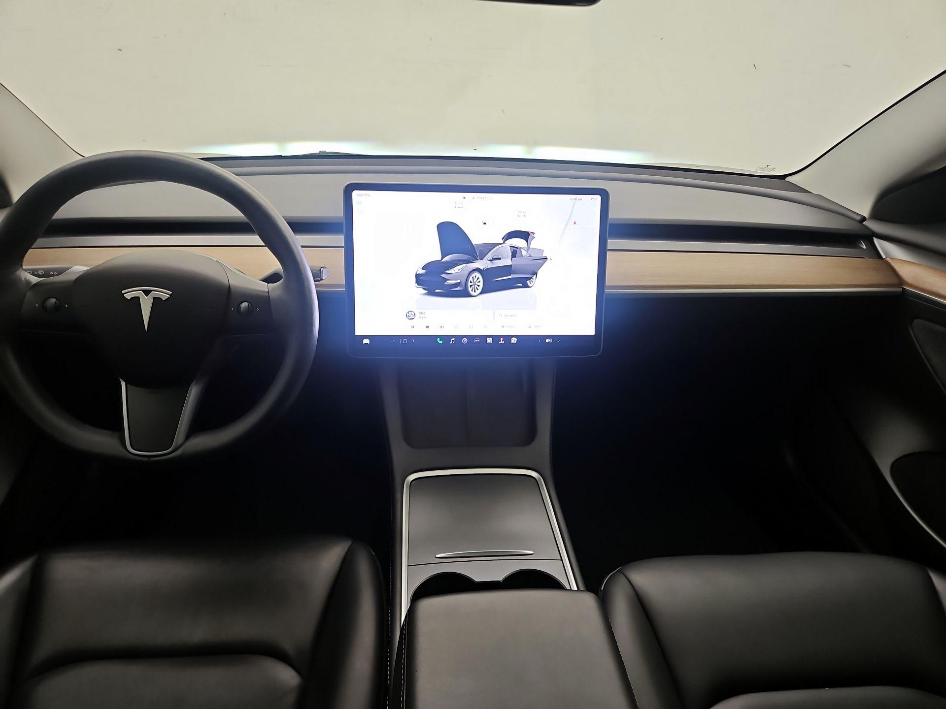 Thumbnail: 2023 Tesla Model 3 - 9