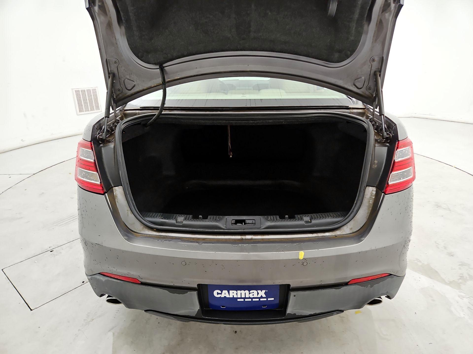 Thumbnail: 2013 Ford Taurus - 20